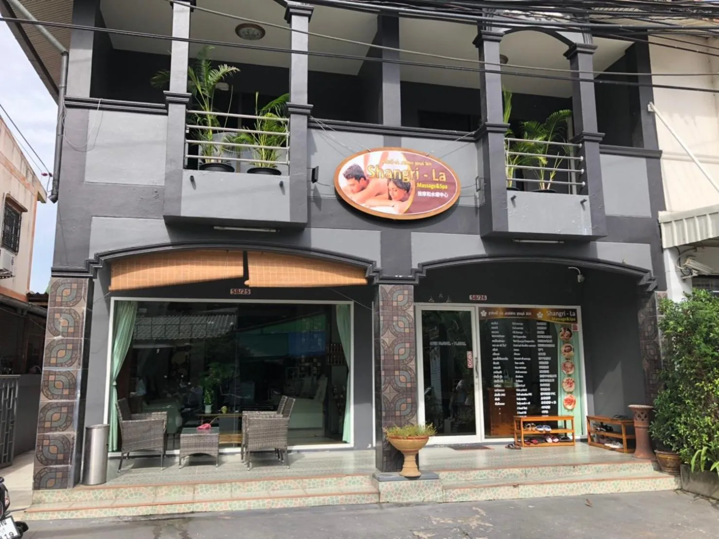 Luxury Pool Villa A14 3BR 6-8 Persons