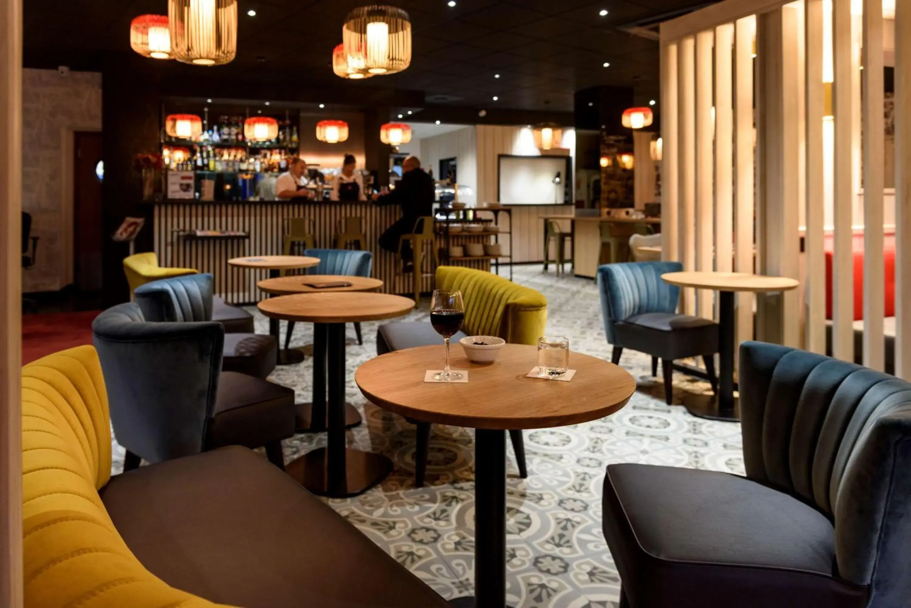 Lounge or bar in Best Western Montecristo-Bastia Lounge or bar in Best Western Montecristo-Bastia