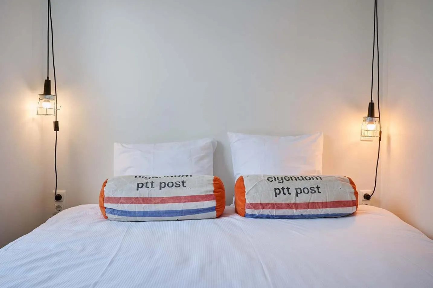 Bed in Hello I'm Local - Boutique Hostel