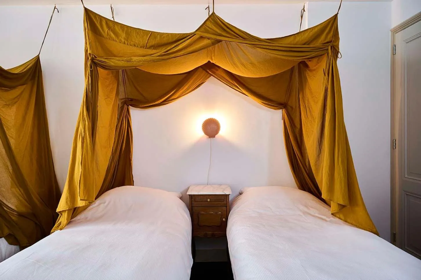 Bed in Hello I'm Local - Boutique Hostel