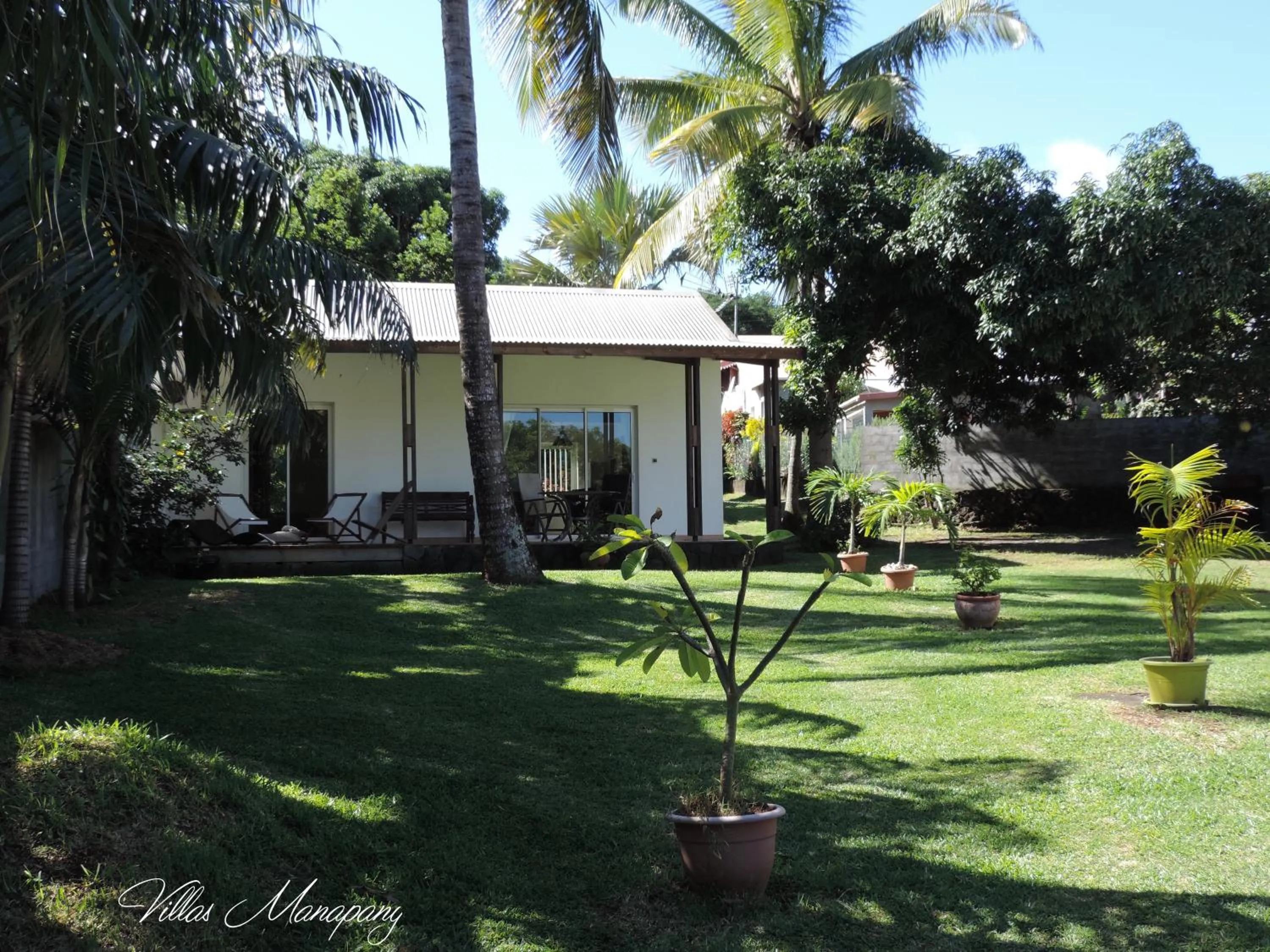 Property building in Villas Manapany