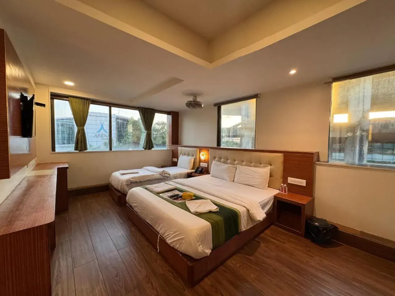 Bedroom, Bed in Aflon midc andheri east Bedroom, Bed in Aflon midc andheri east