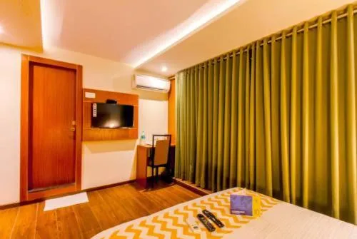 Bedroom, Bed in Aflon midc andheri east