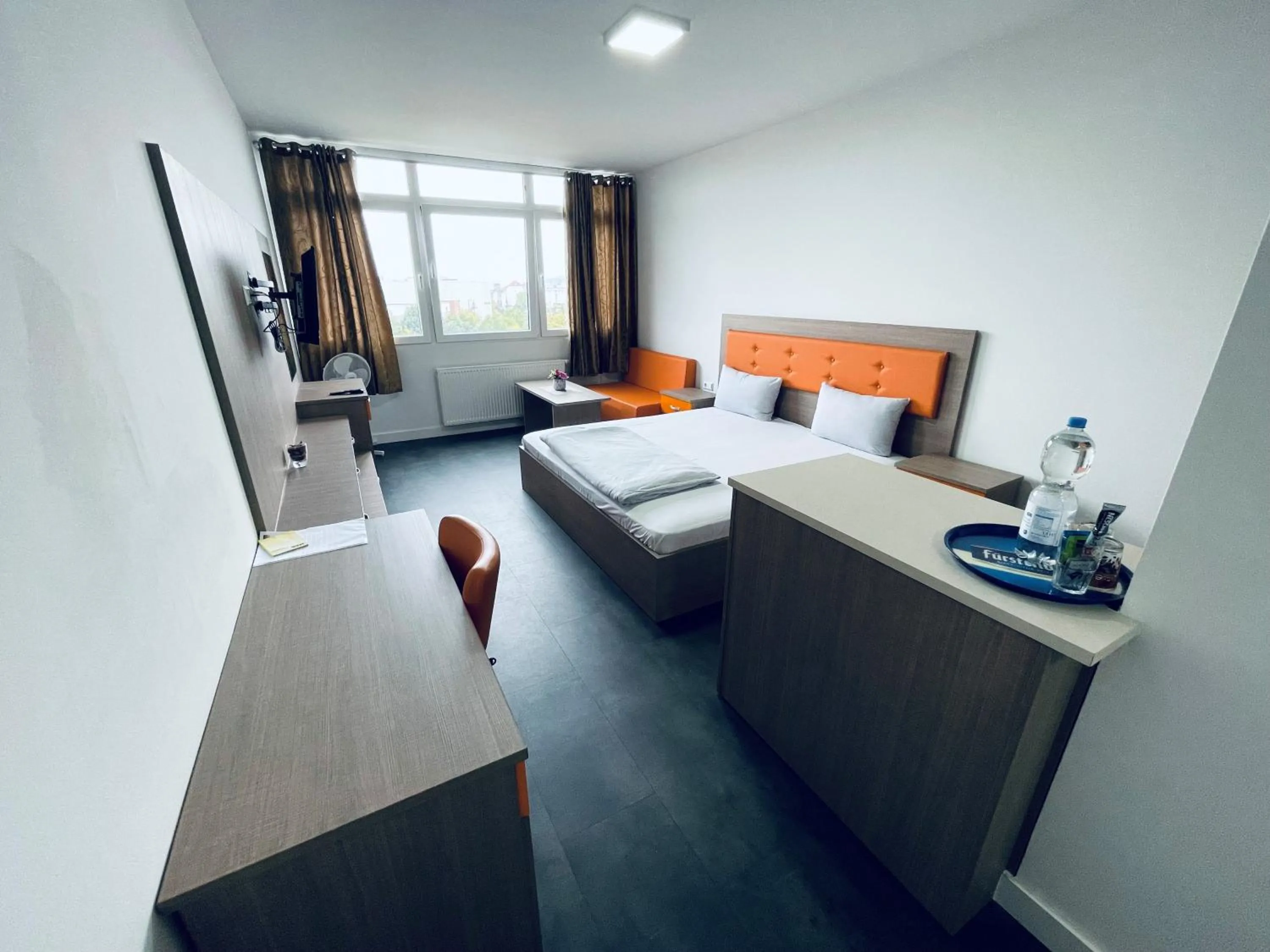 Hotel Terminal One