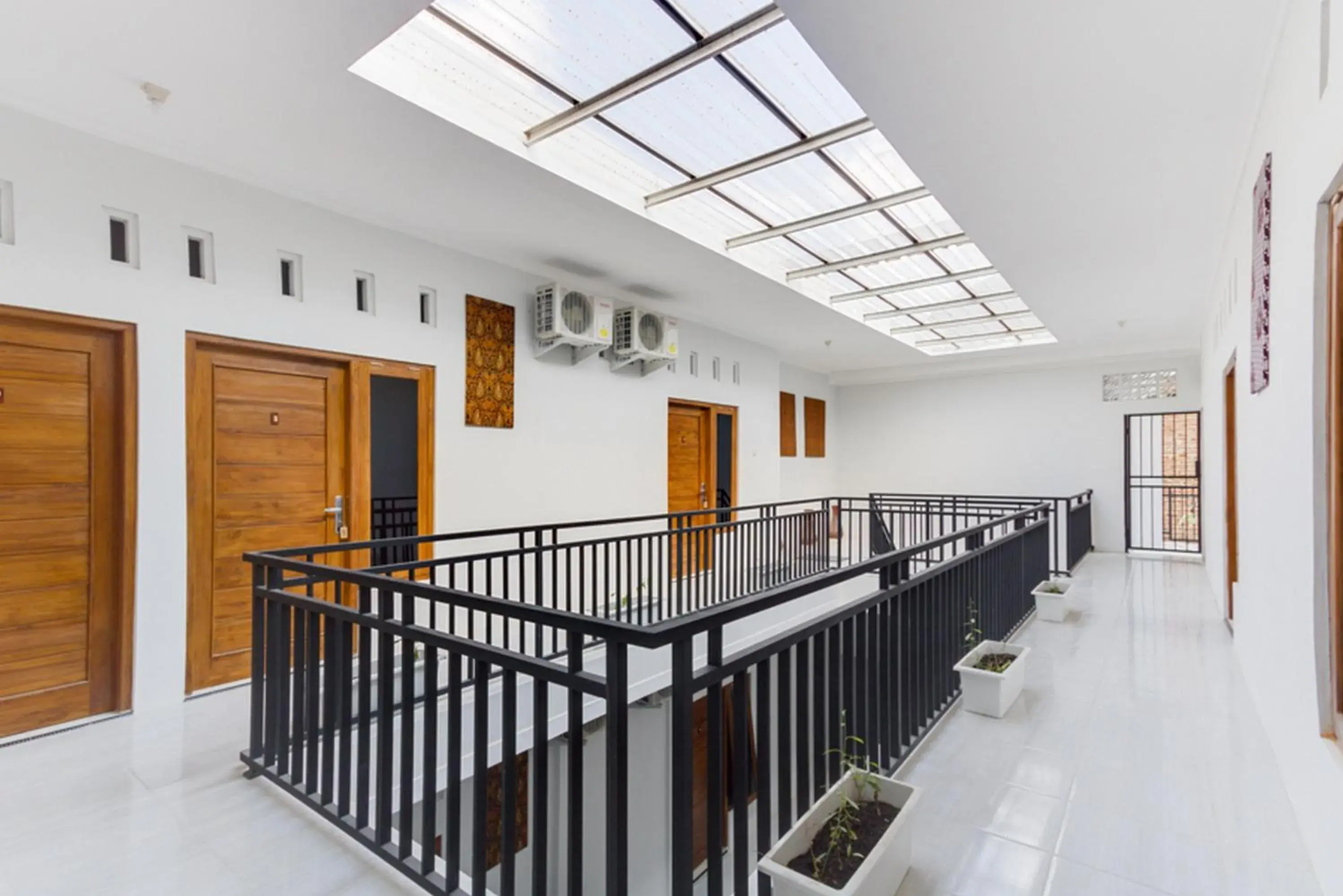 Balcony/Terrace in RedDoorz near Pascasarjana UGM 2 Balcony/Terrace in RedDoorz near Pascasarjana UGM 2