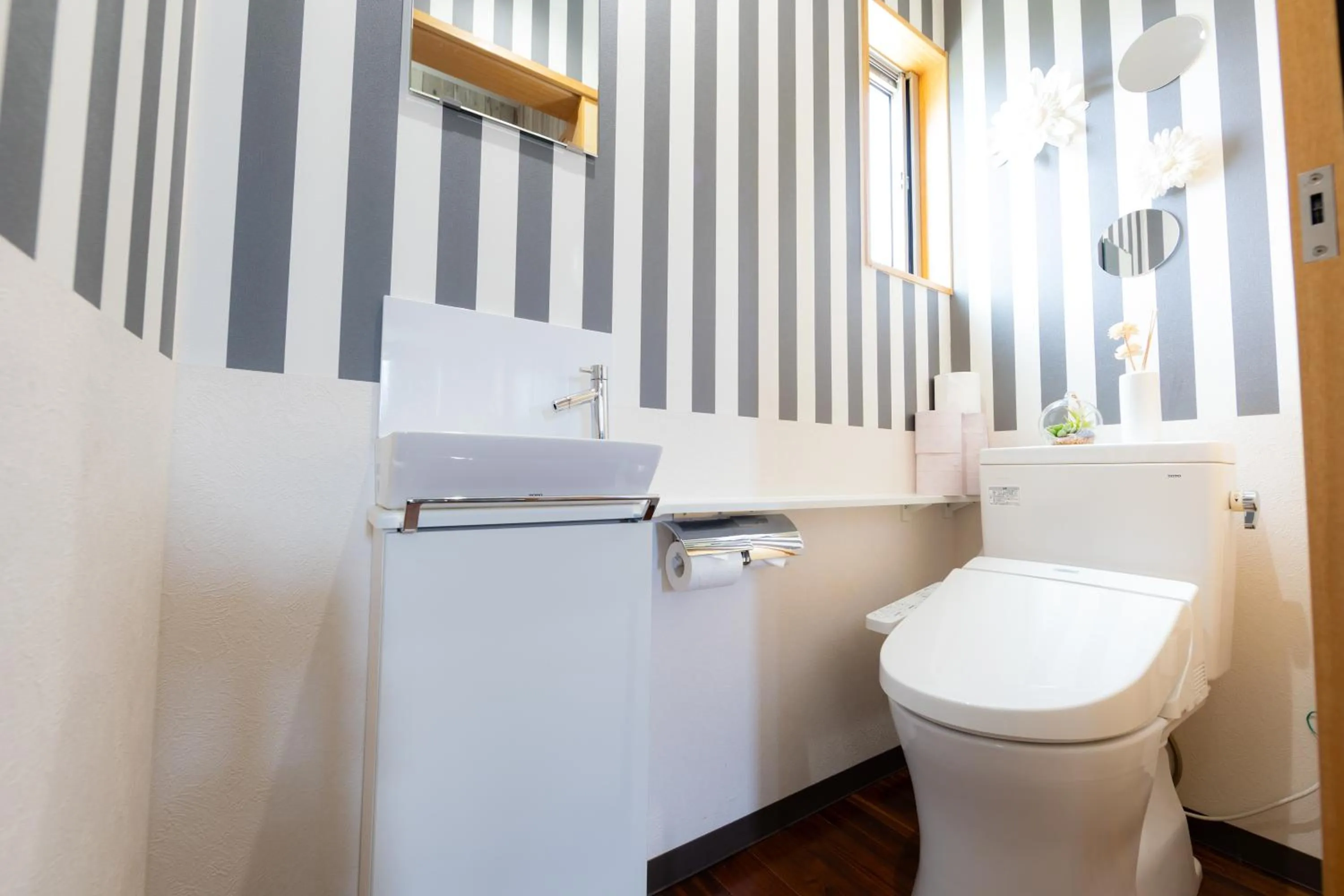 Toilet in Hanare AOZORA