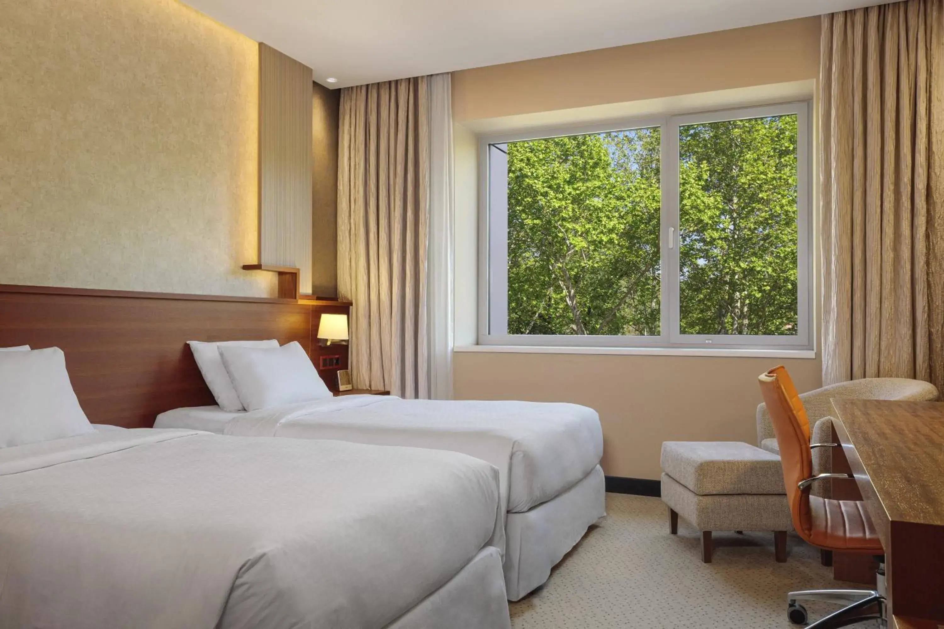 Classic, Guest room, 2 Twin/Single Bed(s) - single occupancy in Four Points by Sheraton Kecskemet Hotel and Conference Center Classic, Guest room, 2 Twin/Single Bed(s) - single occupancy in Four Points by Sheraton Kecskemet Hotel and Conference Center