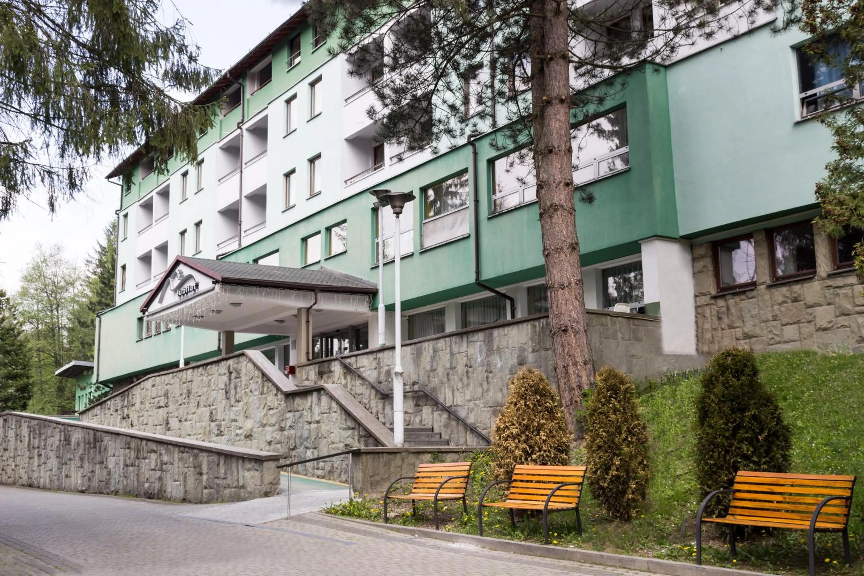 Property building in Centrum Rekreacji i Rehabilitacji Jubilat Sp.zo.o