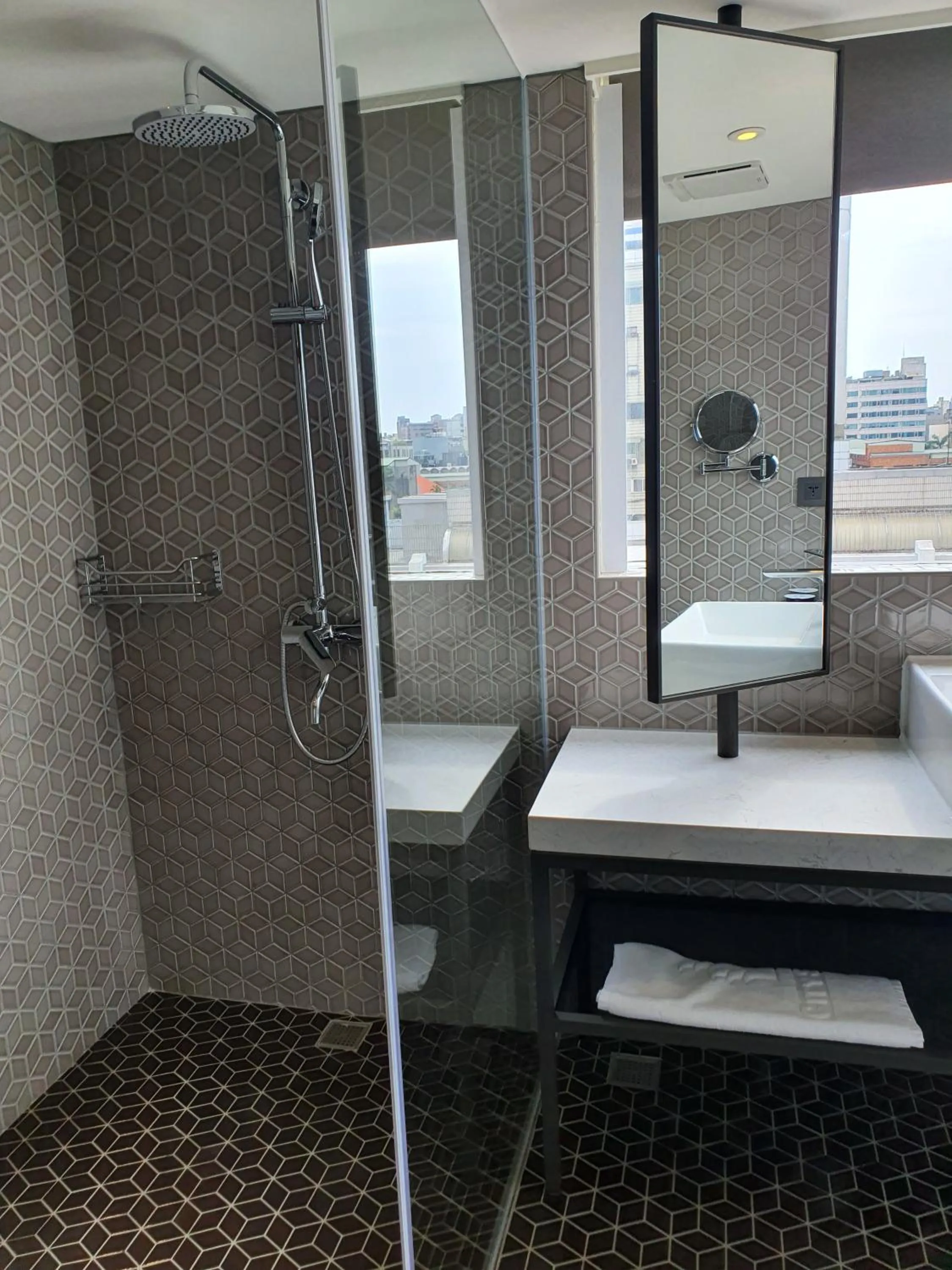 City Suites - Taoyuan Station