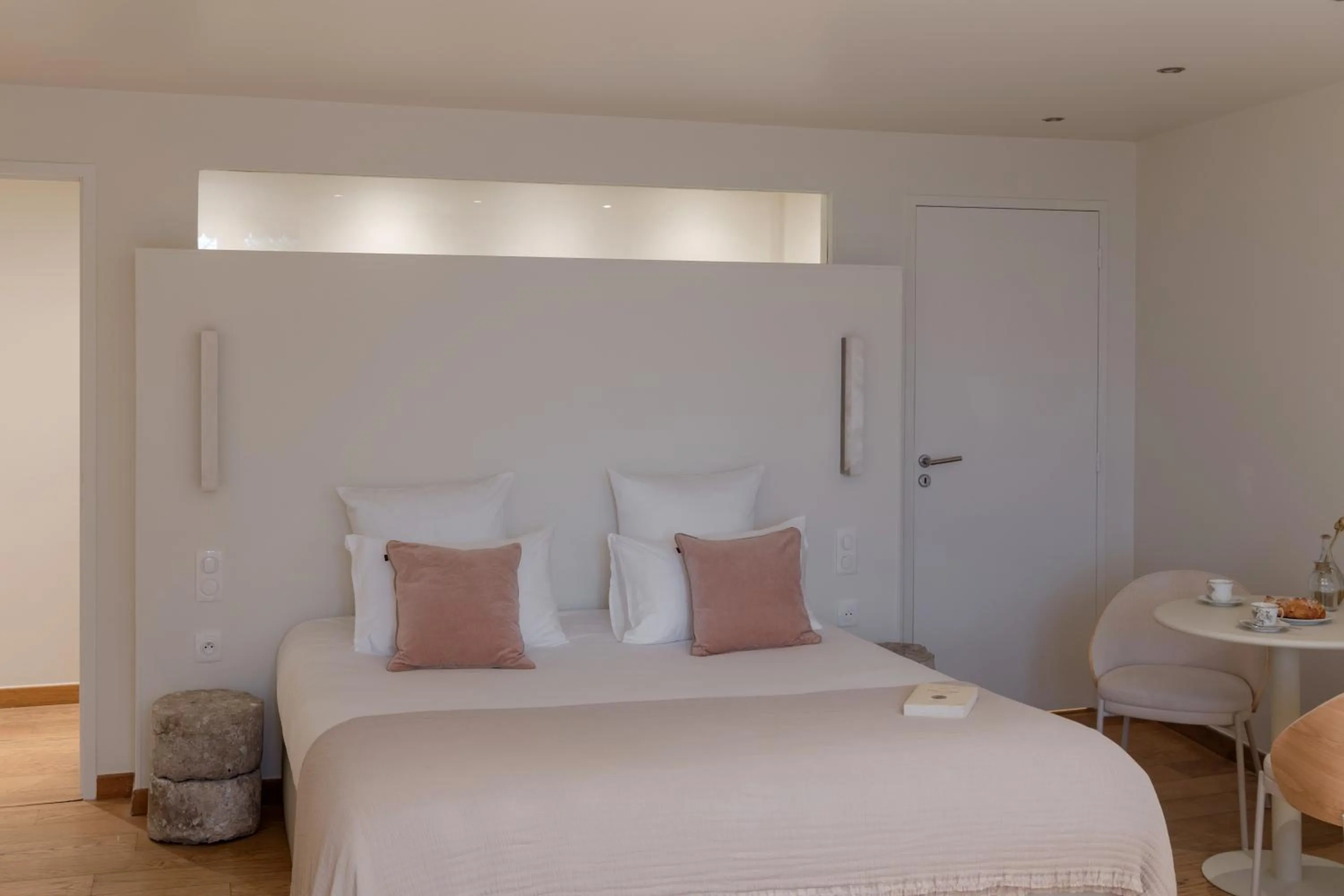 Bed in MiHotel Le Gourguillon