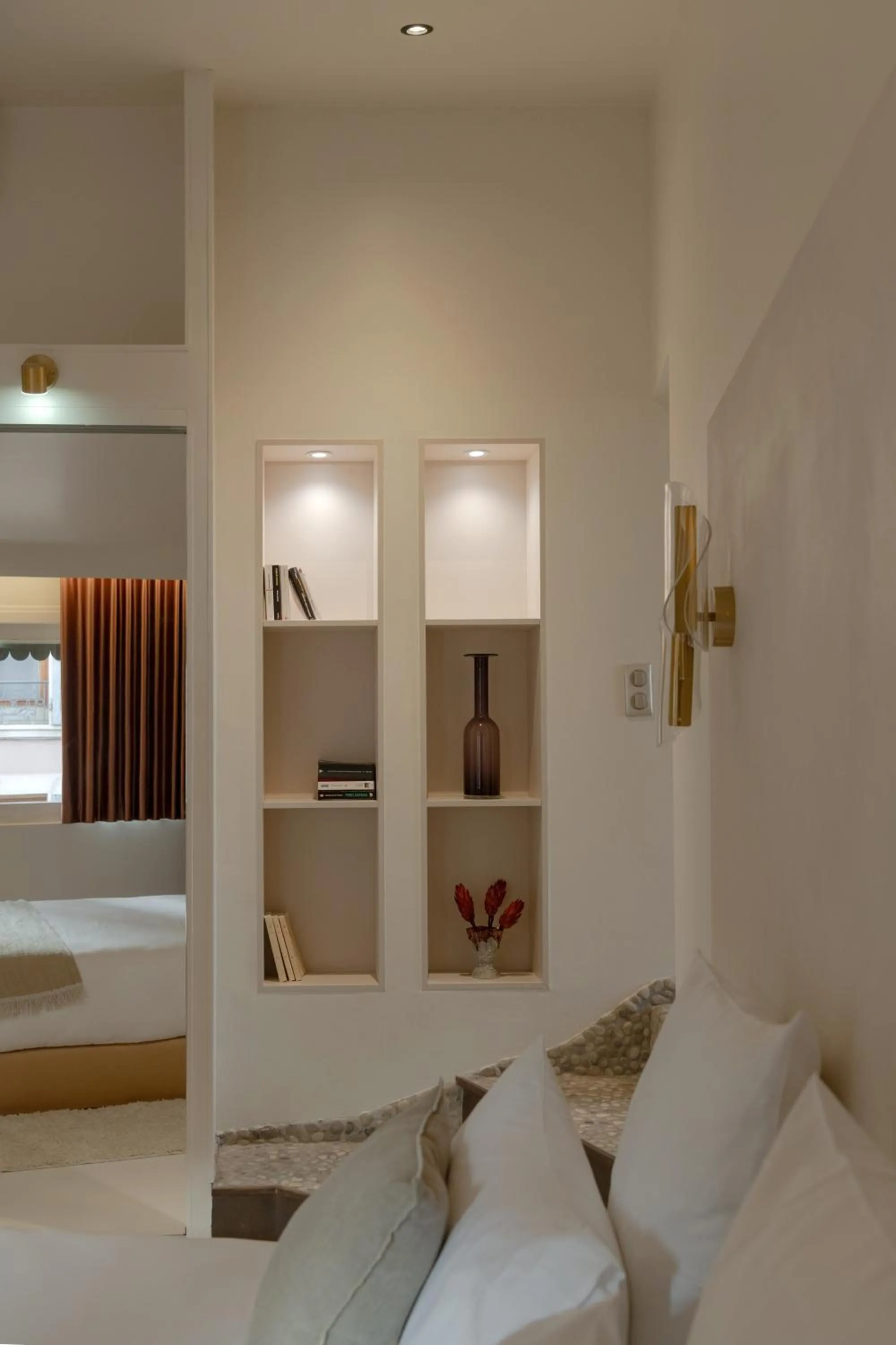 Bed in MiHotel Le Gourguillon