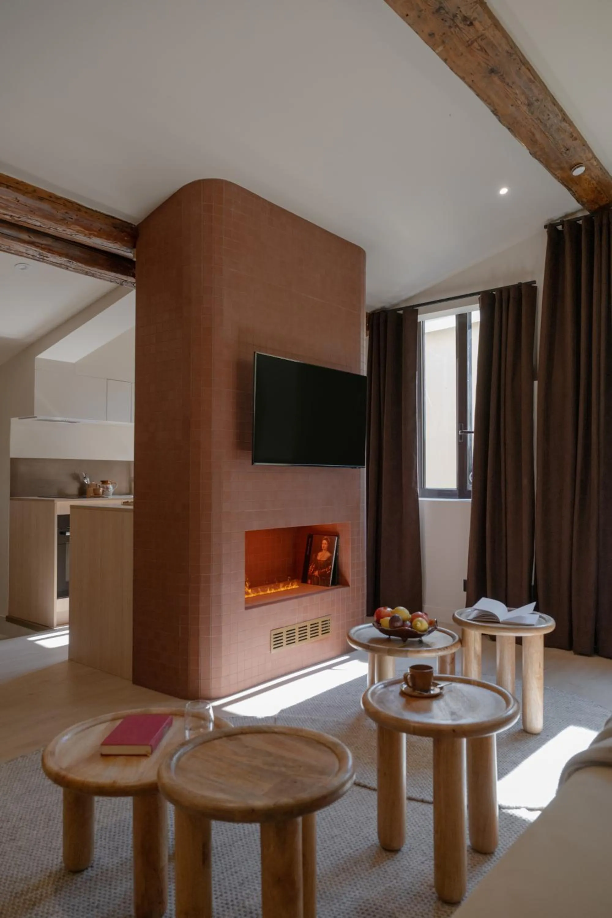 TV and multimedia in MiHotel Le Gourguillon
