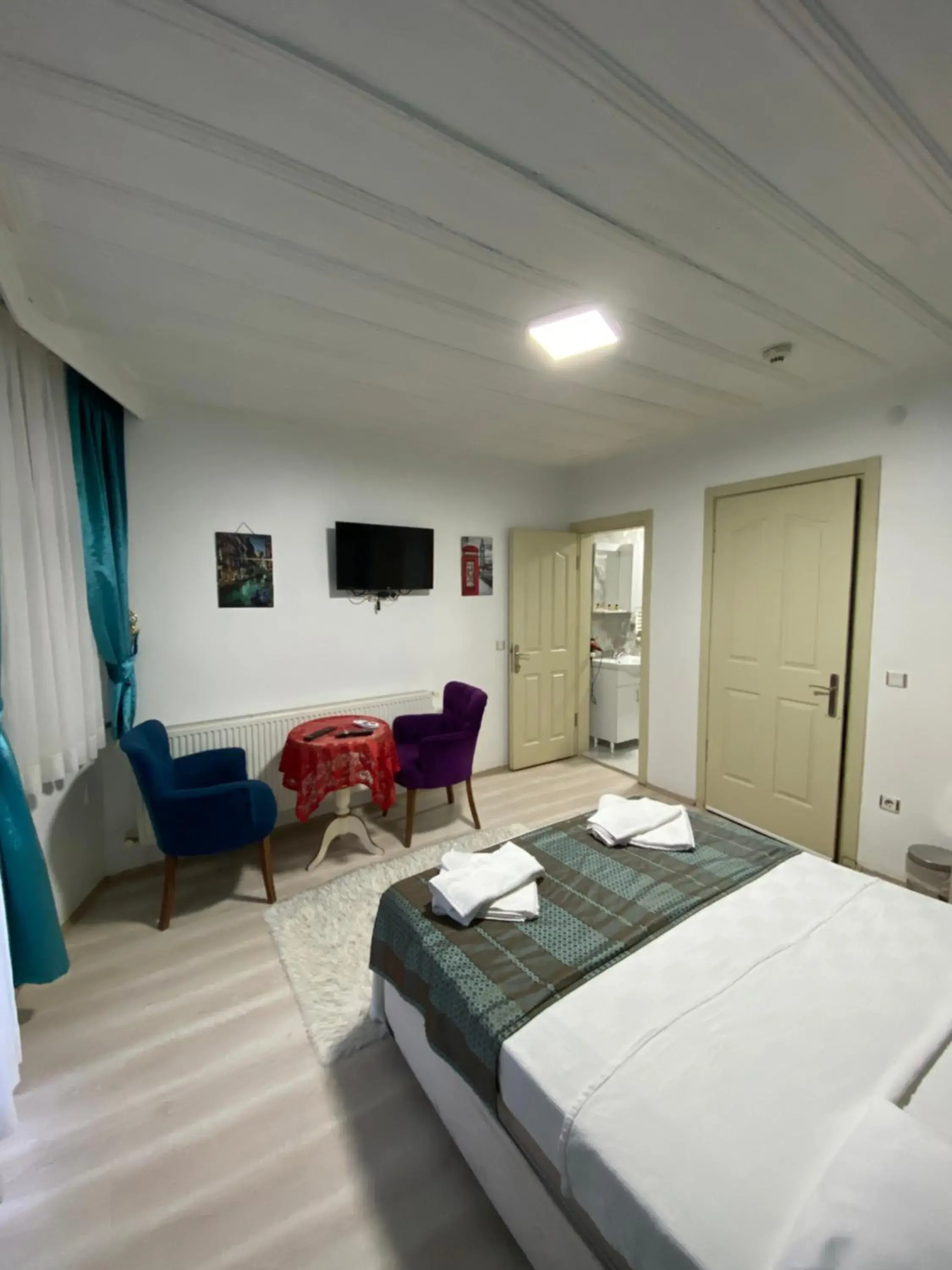 Sea view, Bed in Masal Hotel Sea view, Bed in Masal Hotel