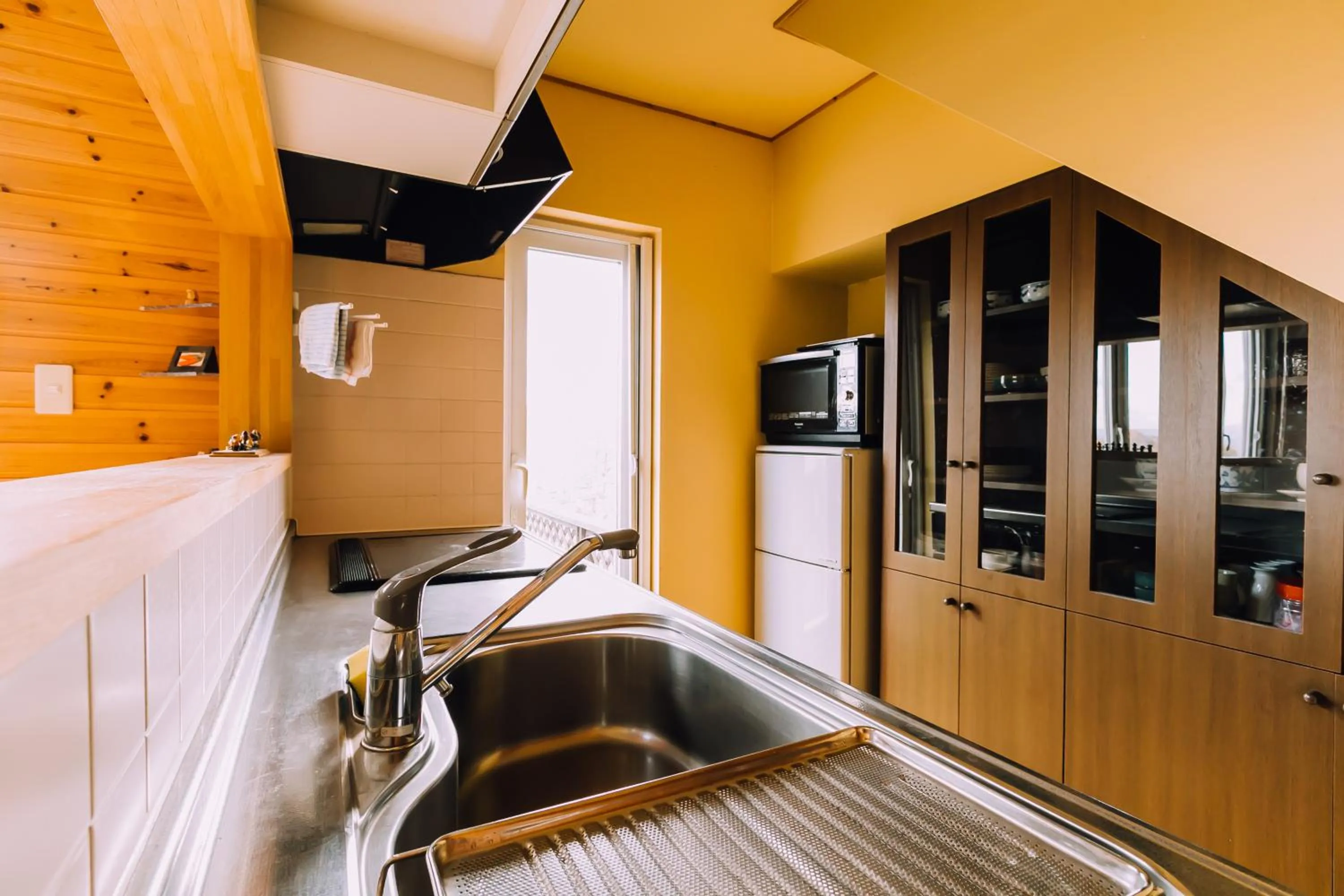 Kitchen or kitchenette in LAKE TOYA Great view log cabin