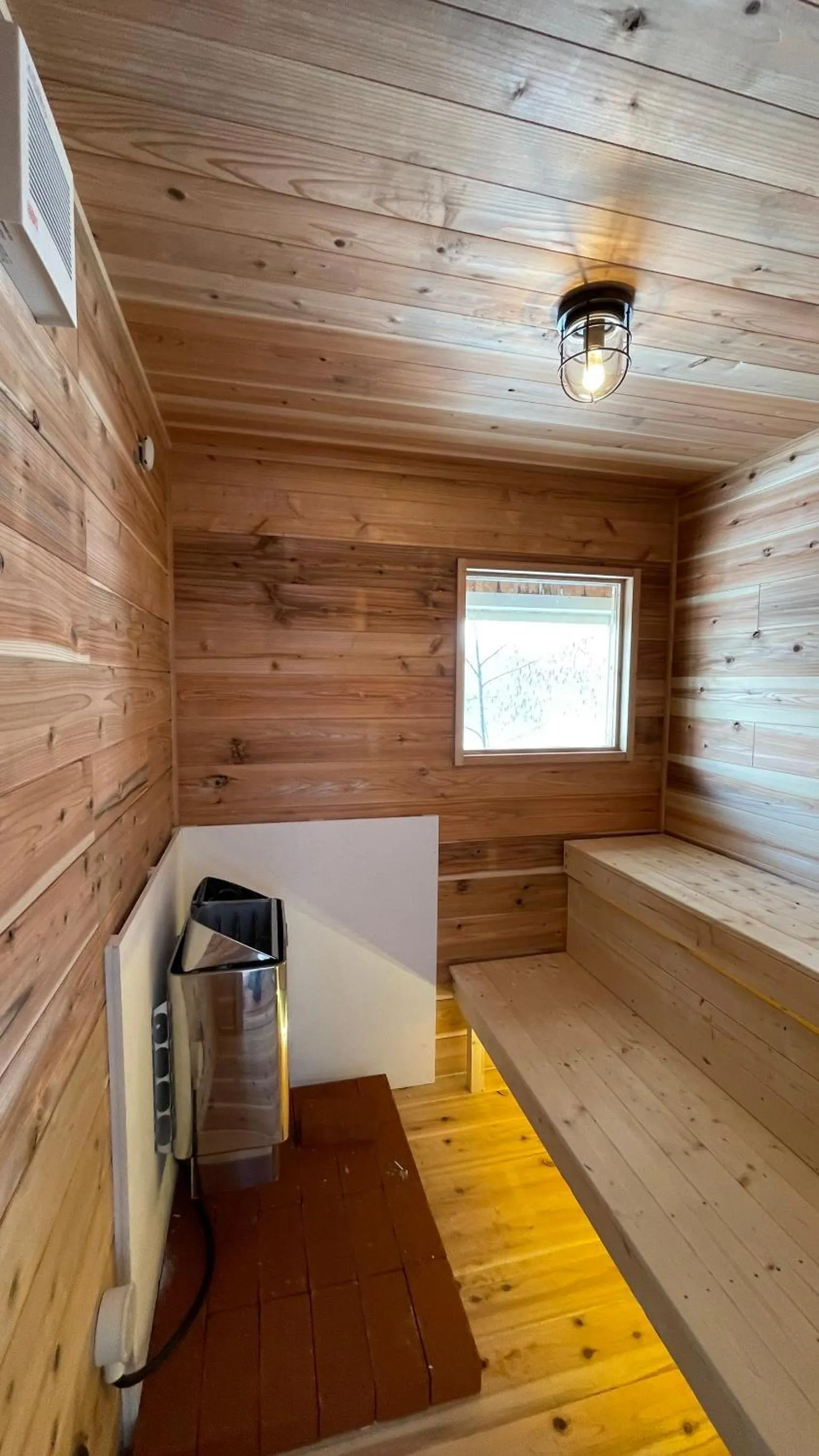 Sauna in LAKE TOYA Great view log cabin
