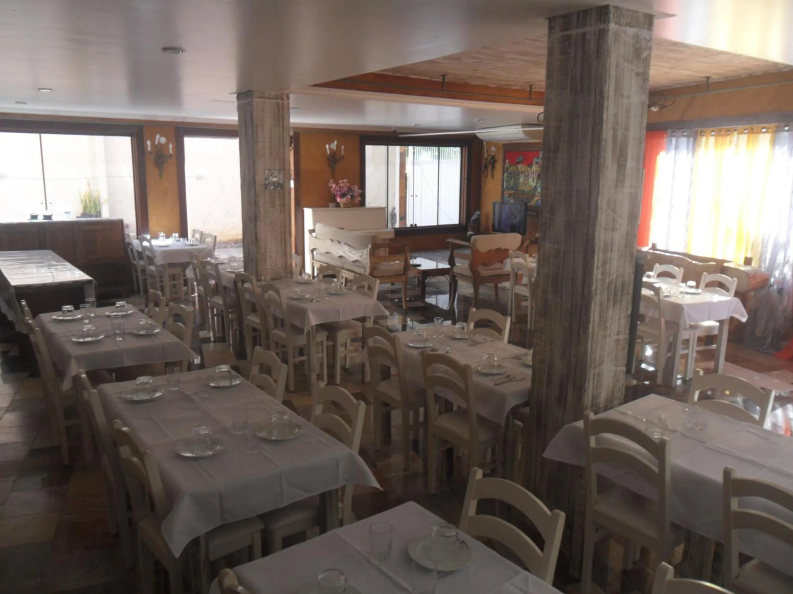 Dining area in Pousada La Lampara