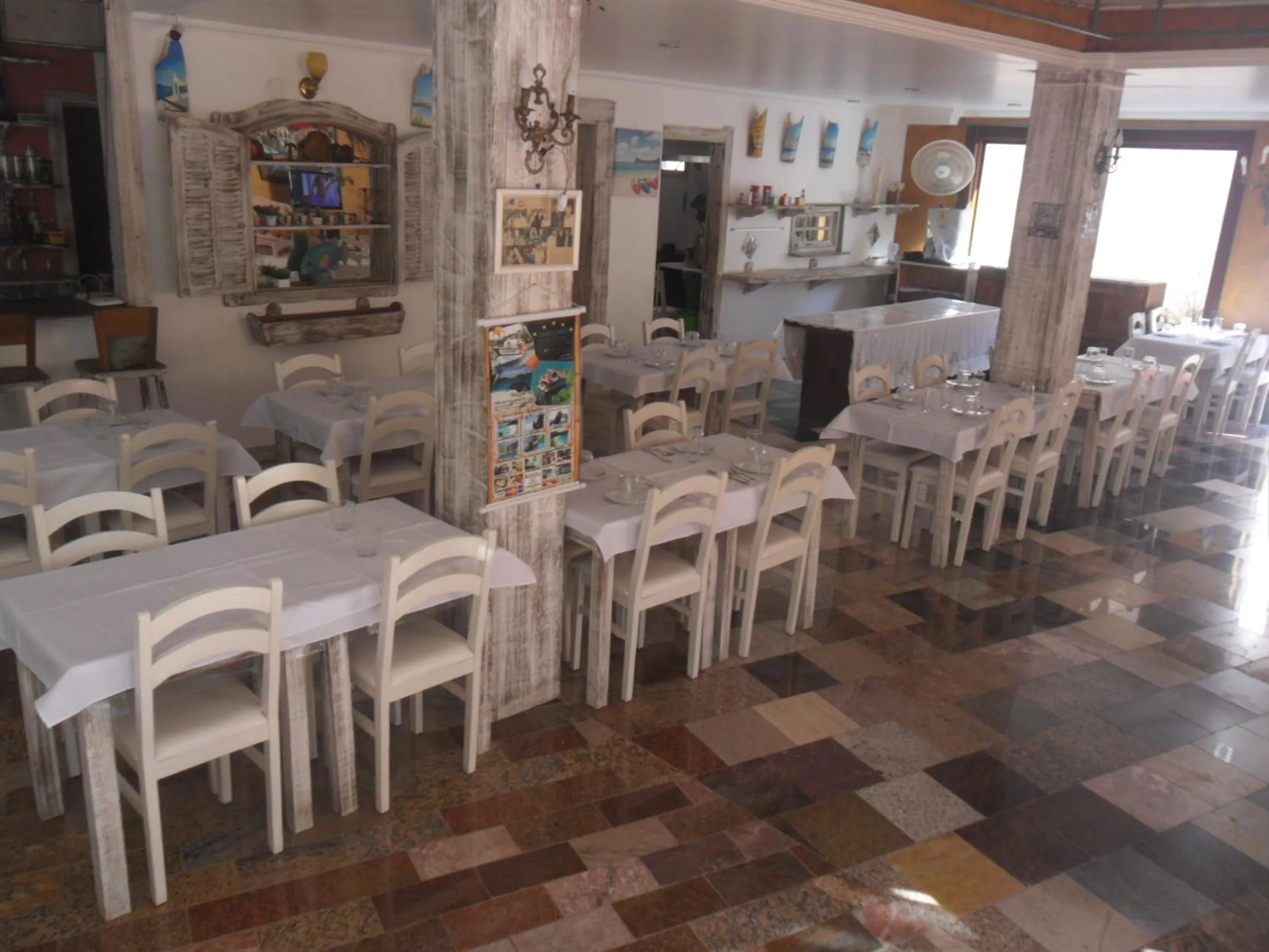 Dining area in Pousada La Lampara