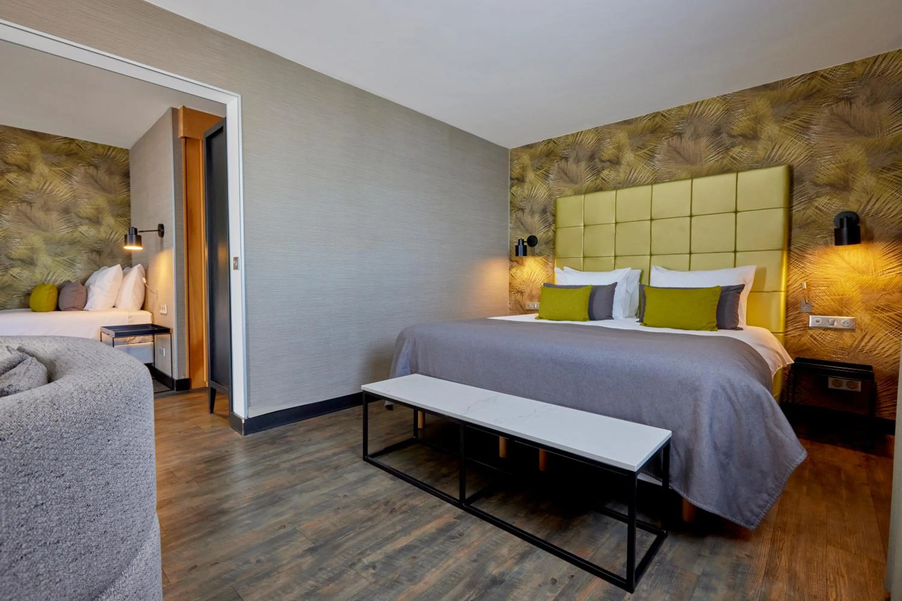 Bedroom, Bed in Van der Valk Hotel Saint-Aygulf