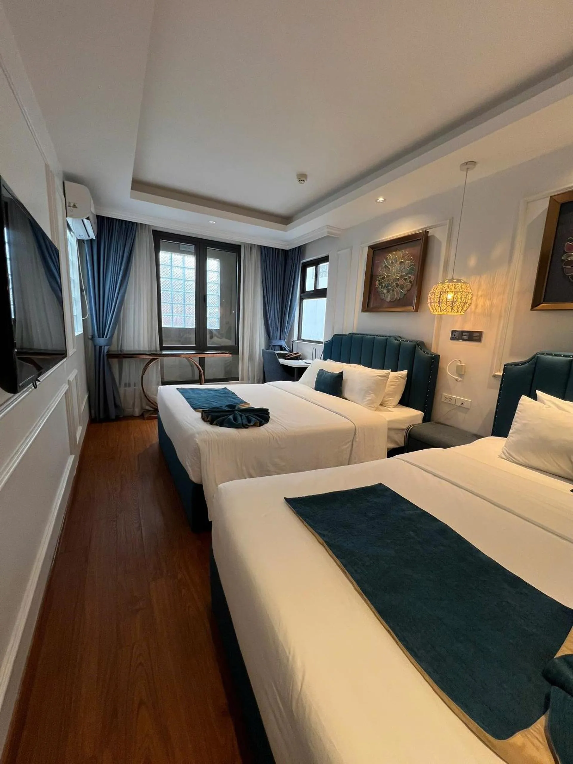 Bed in Hanoi Fiesta Central Hotel and Spa