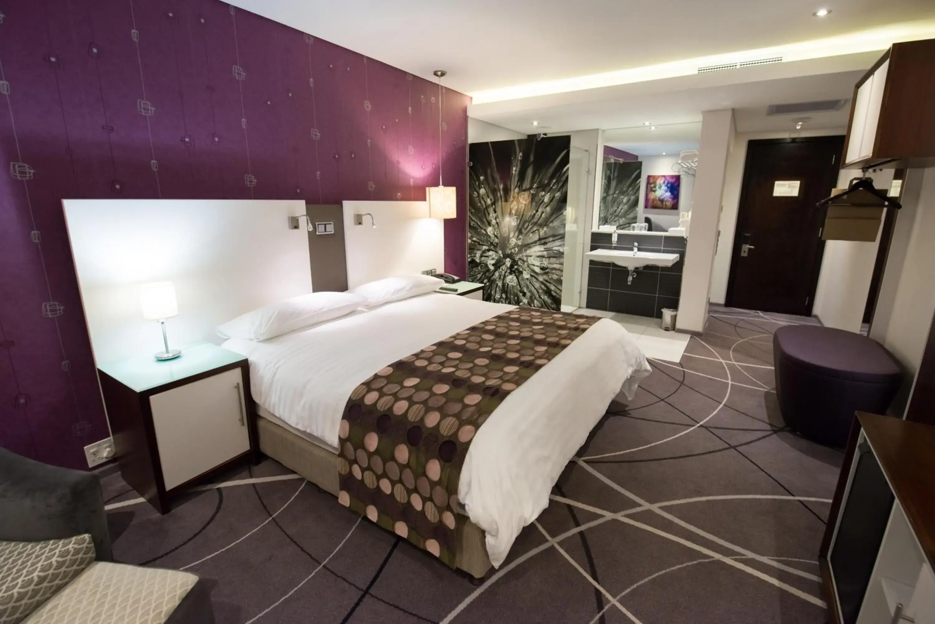 Shower, Bed in Hotel Verde Cape Town Airport Shower, Bed in Hotel Verde Cape Town Airport