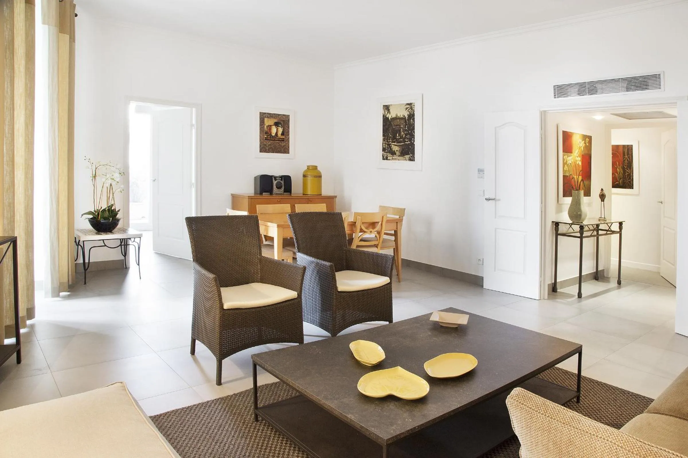 Living room in Cannes Croisette Prestige Apart'hotel