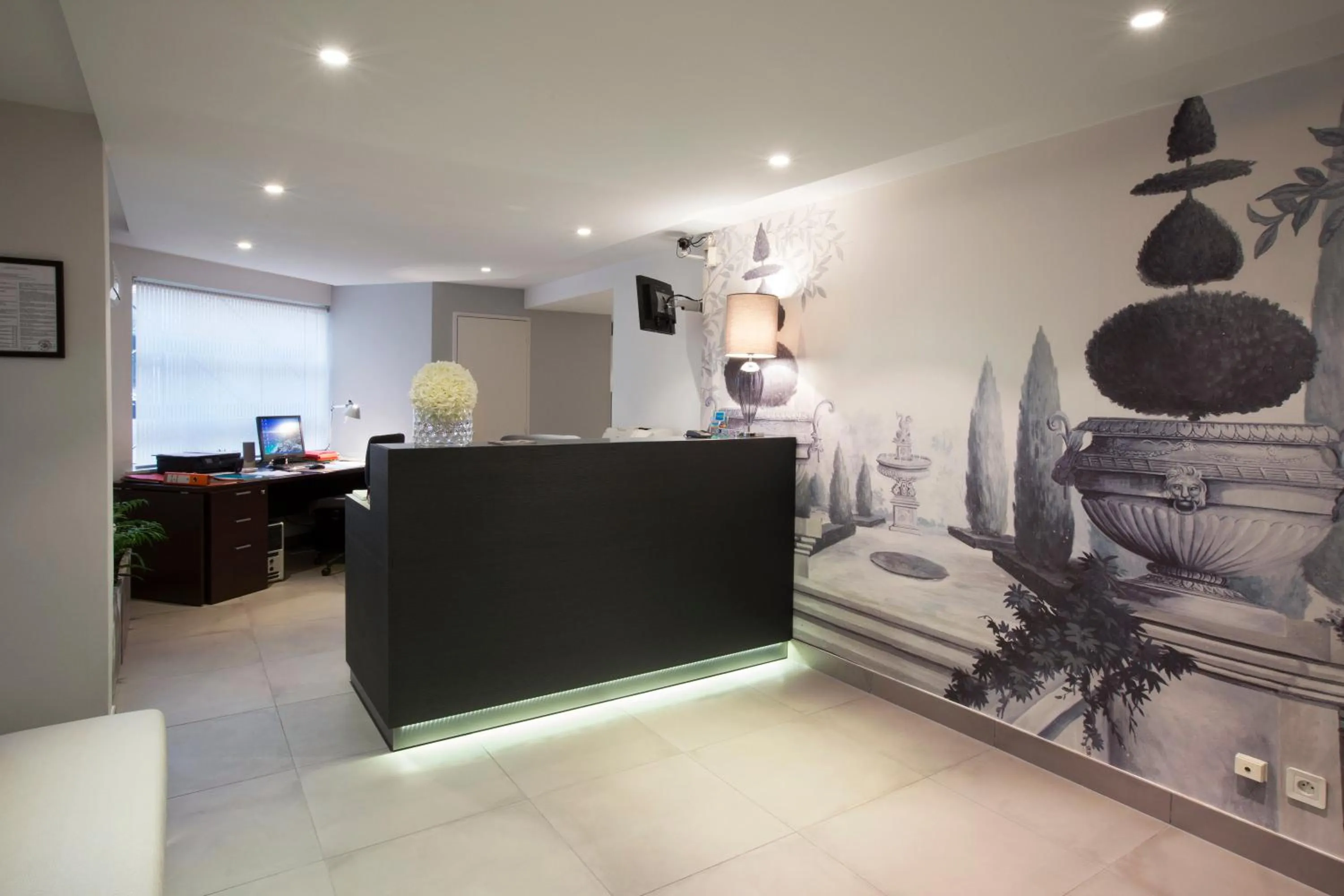 Lobby or reception in Cannes Croisette Prestige Apart'hotel