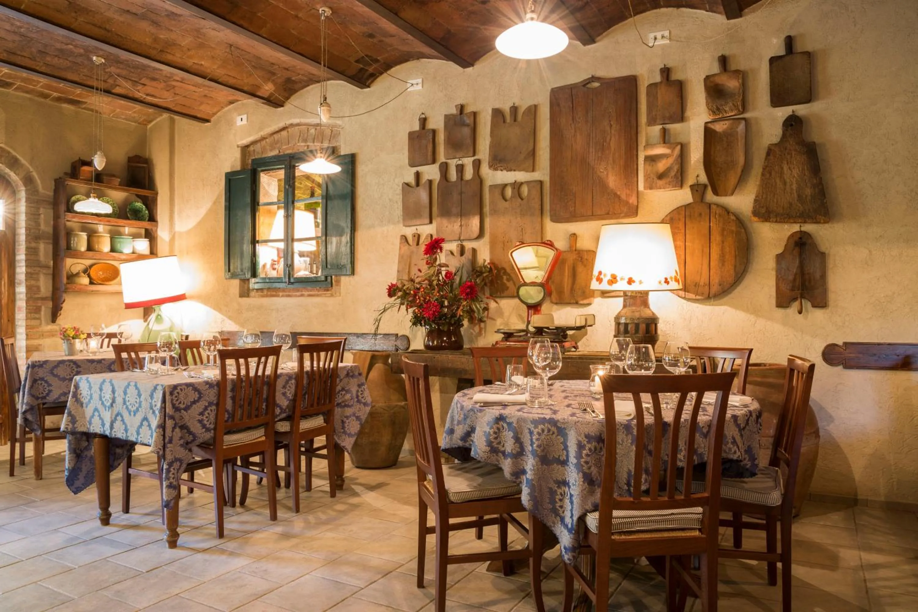 Restaurant/places to eat in Villa Sestilia Guest House