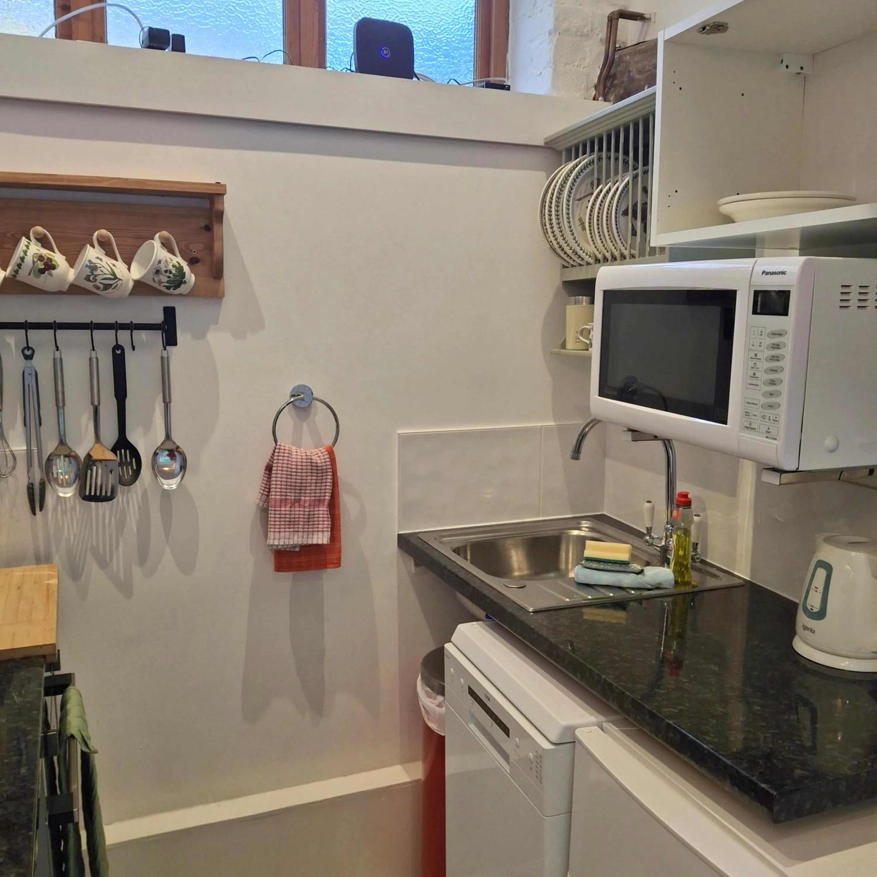 Kitchen or kitchenette in The Abbey Hotel & Apartments