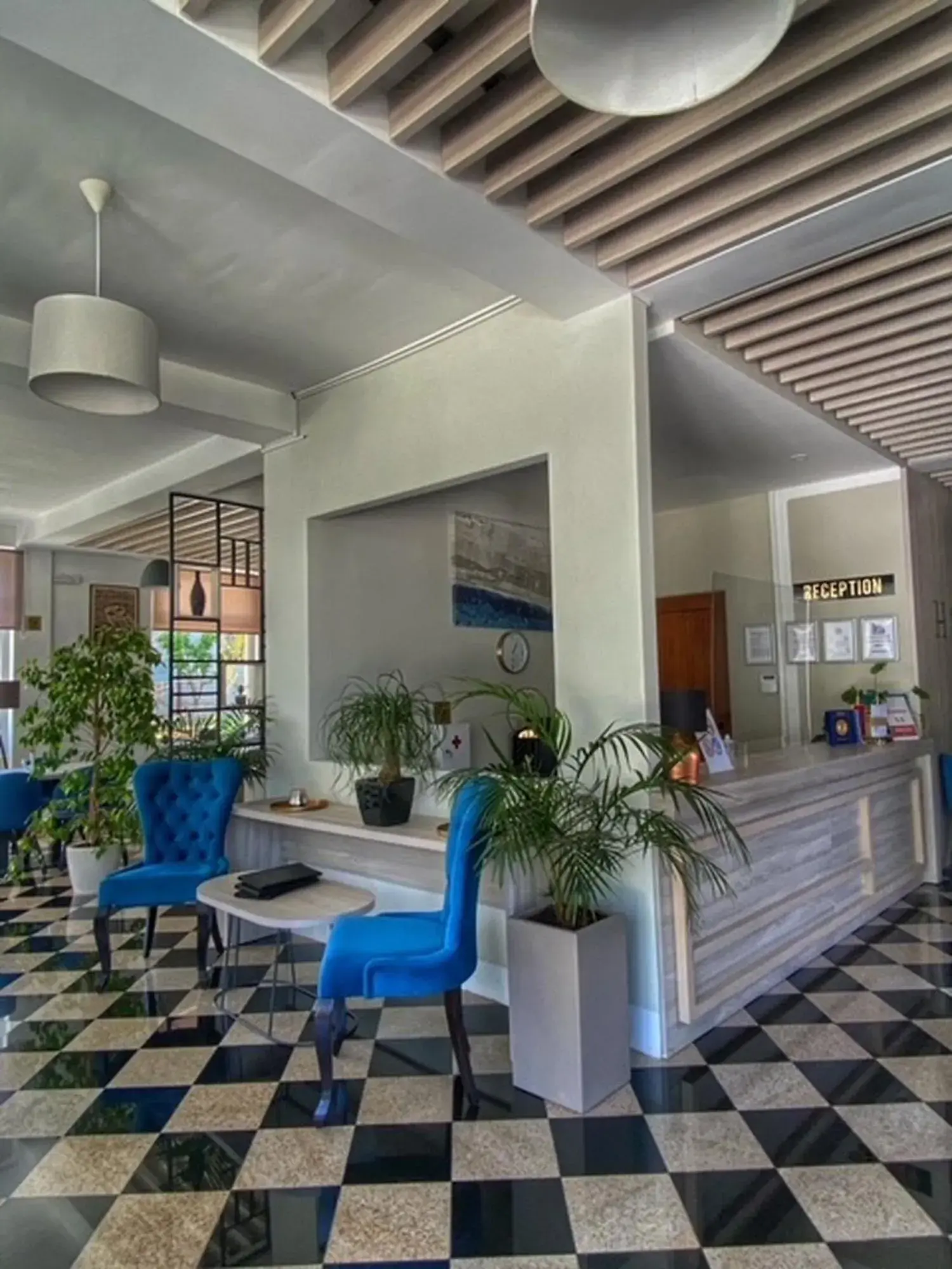 Lobby or reception in Montebay Perla Lobby or reception in Montebay Perla