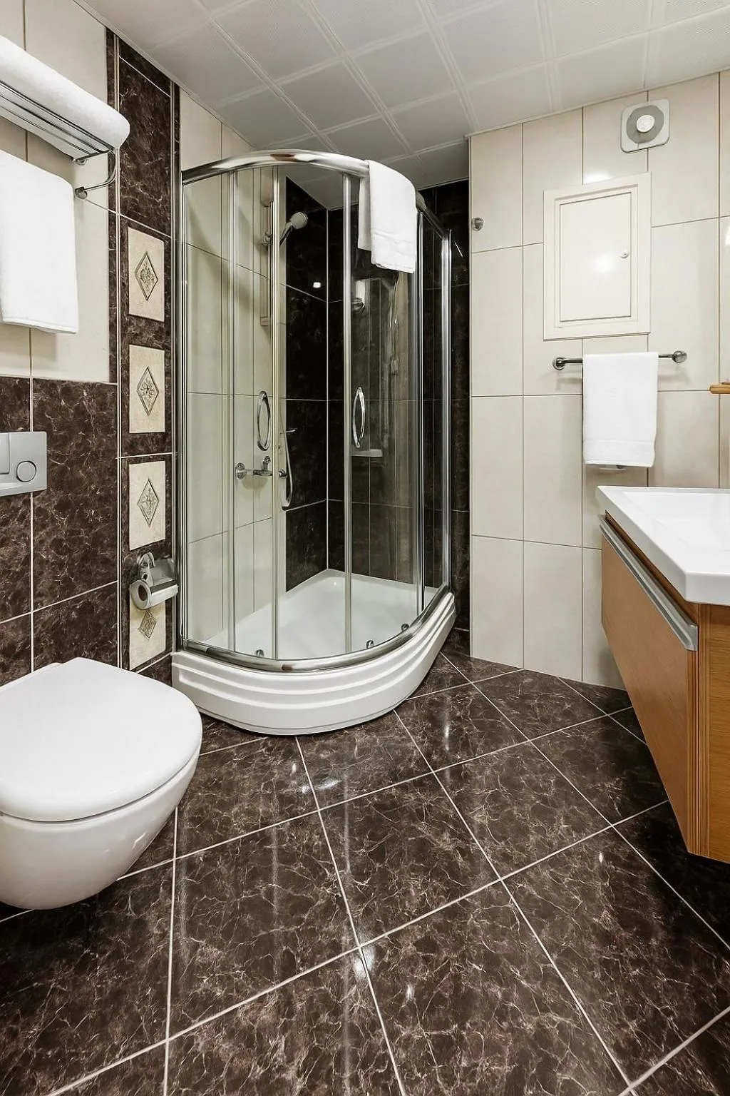 Shower in Grand Hotel Avcılar