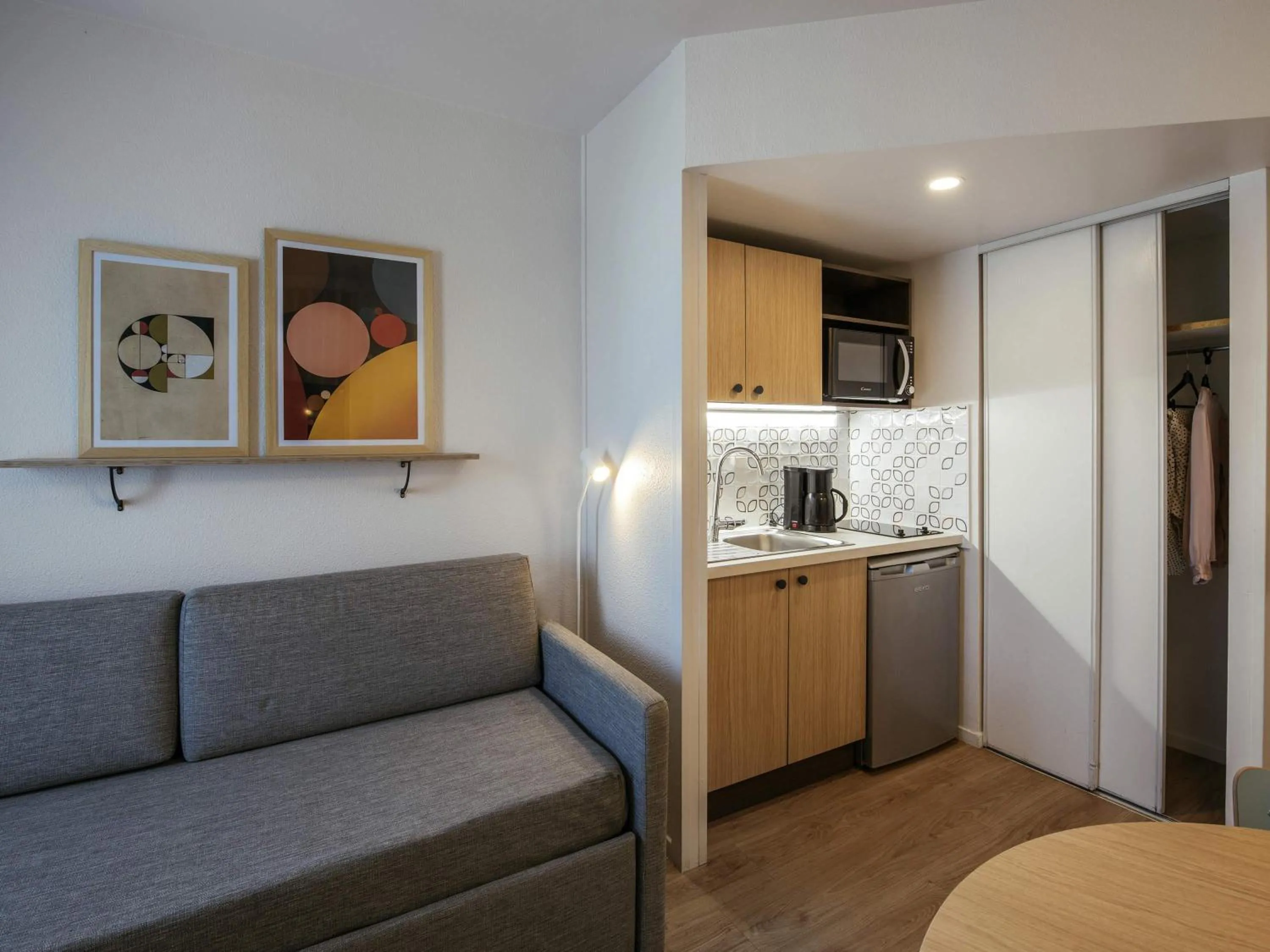 Bedroom in Aparthotel Adagio Access Paris La Villette