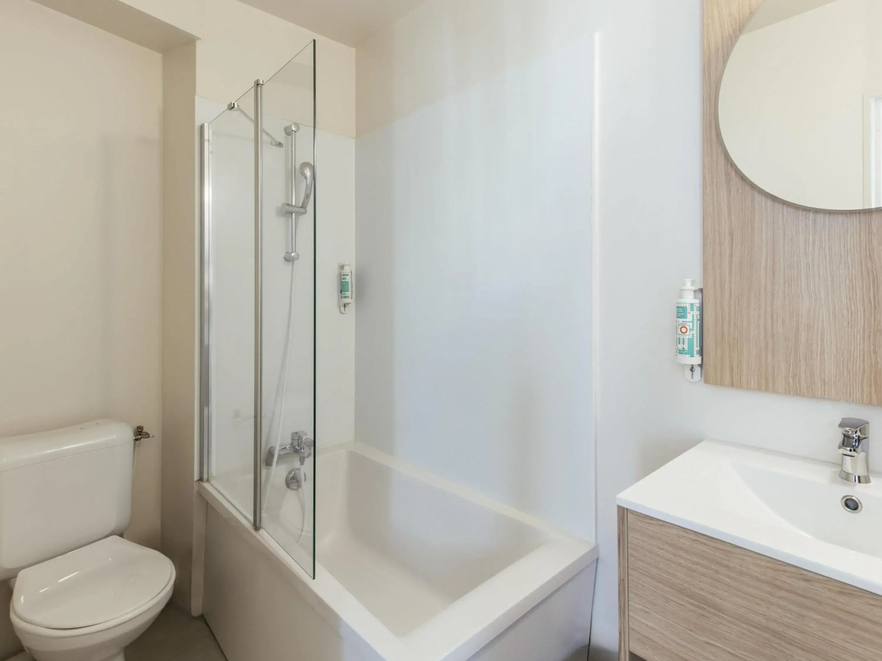 Bedroom in Aparthotel Adagio Access Paris La Villette Bedroom in Aparthotel Adagio Access Paris La Villette