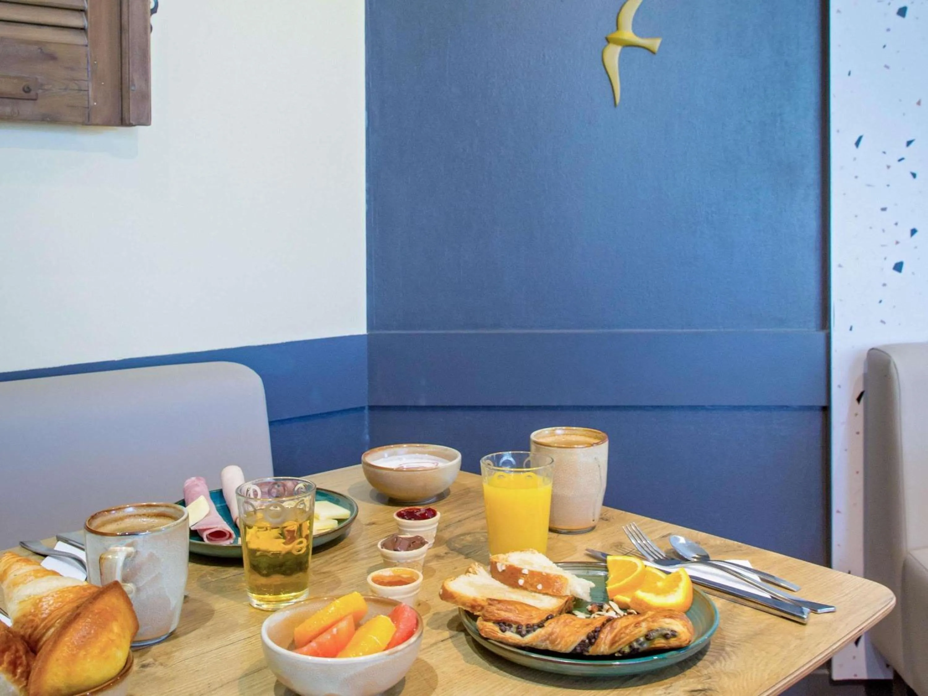 Restaurant/places to eat in ibis Salon de Provence