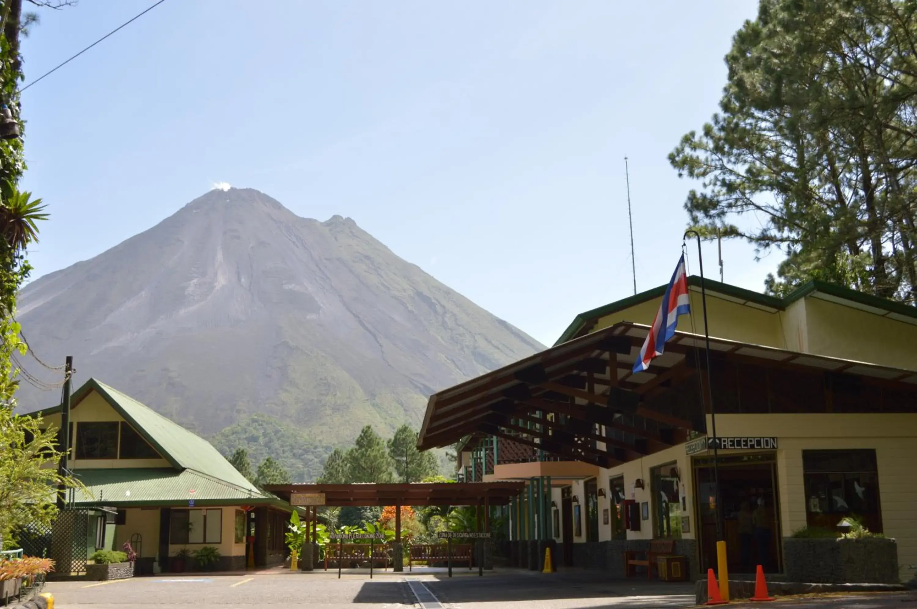 Facade/entrance in Arenal Observatory Lodge & Trails Facade/entrance in Arenal Observatory Lodge & Trails