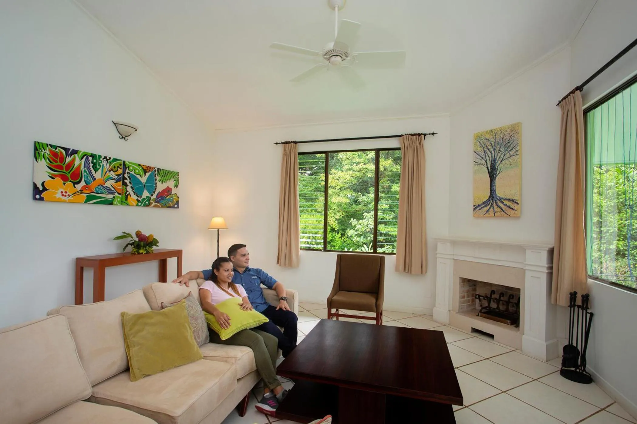 Living room in Arenal Observatory Lodge & Trails