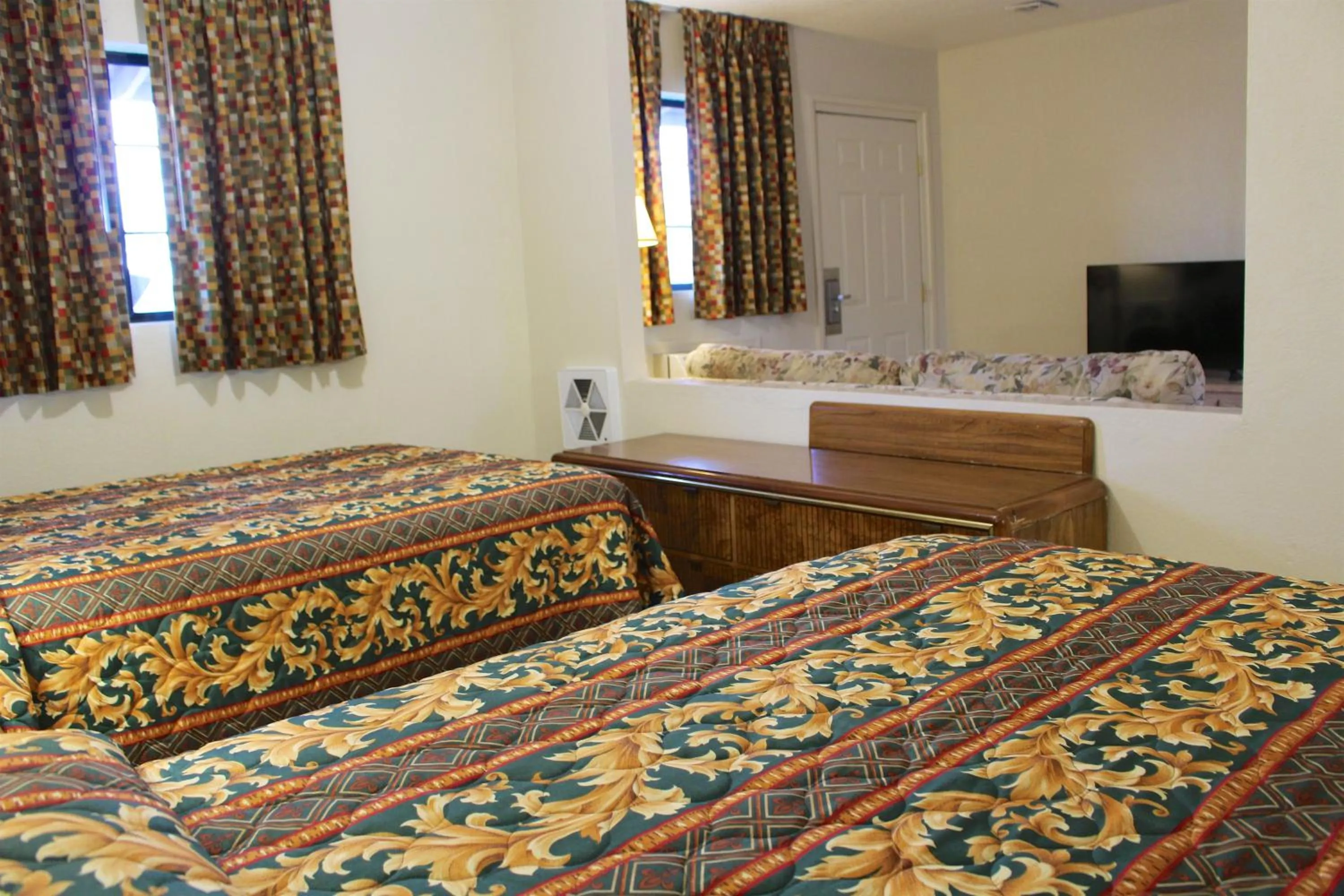 Bed in Starlite Motel