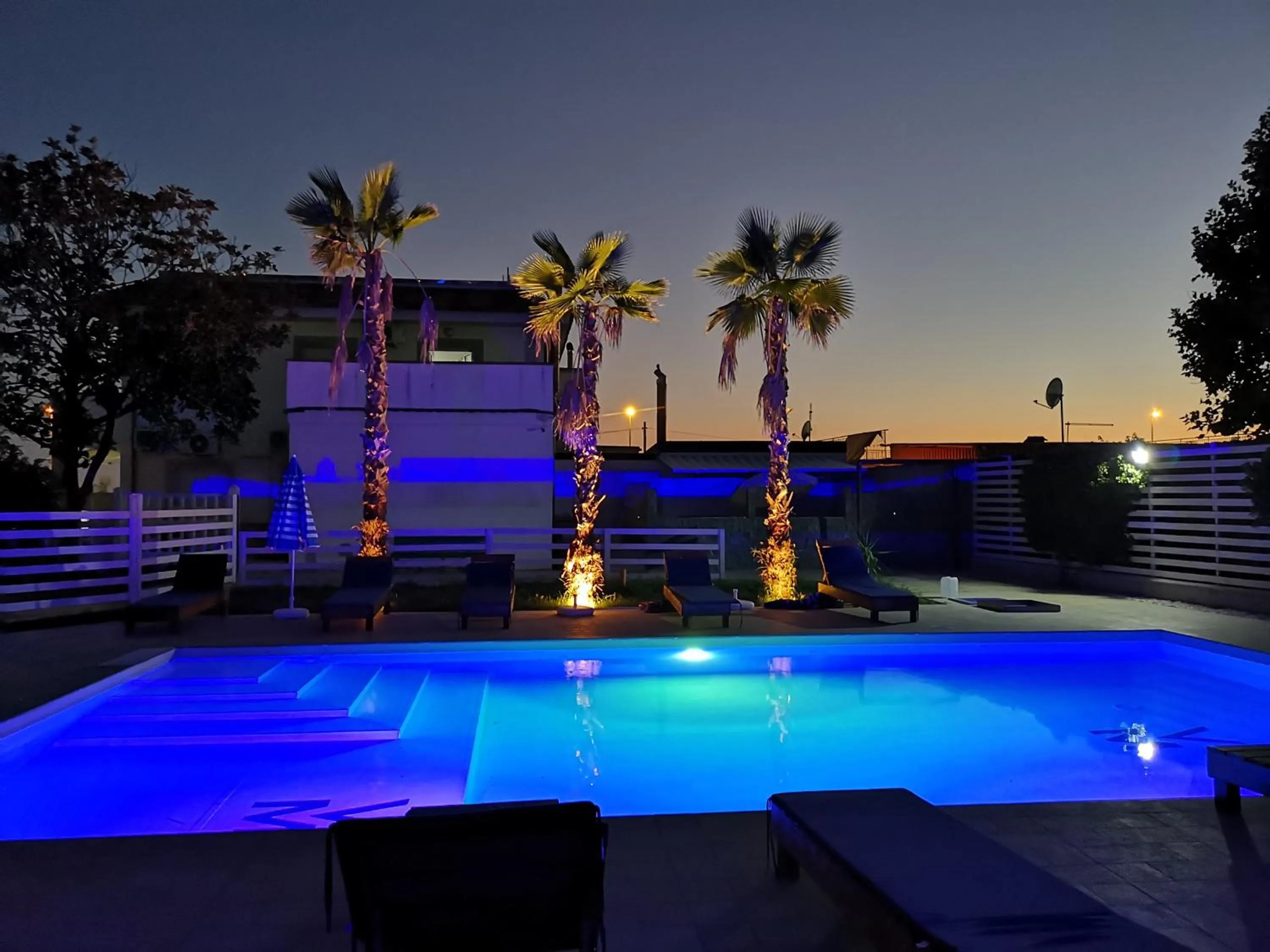 Swimming pool in Villa Miramare