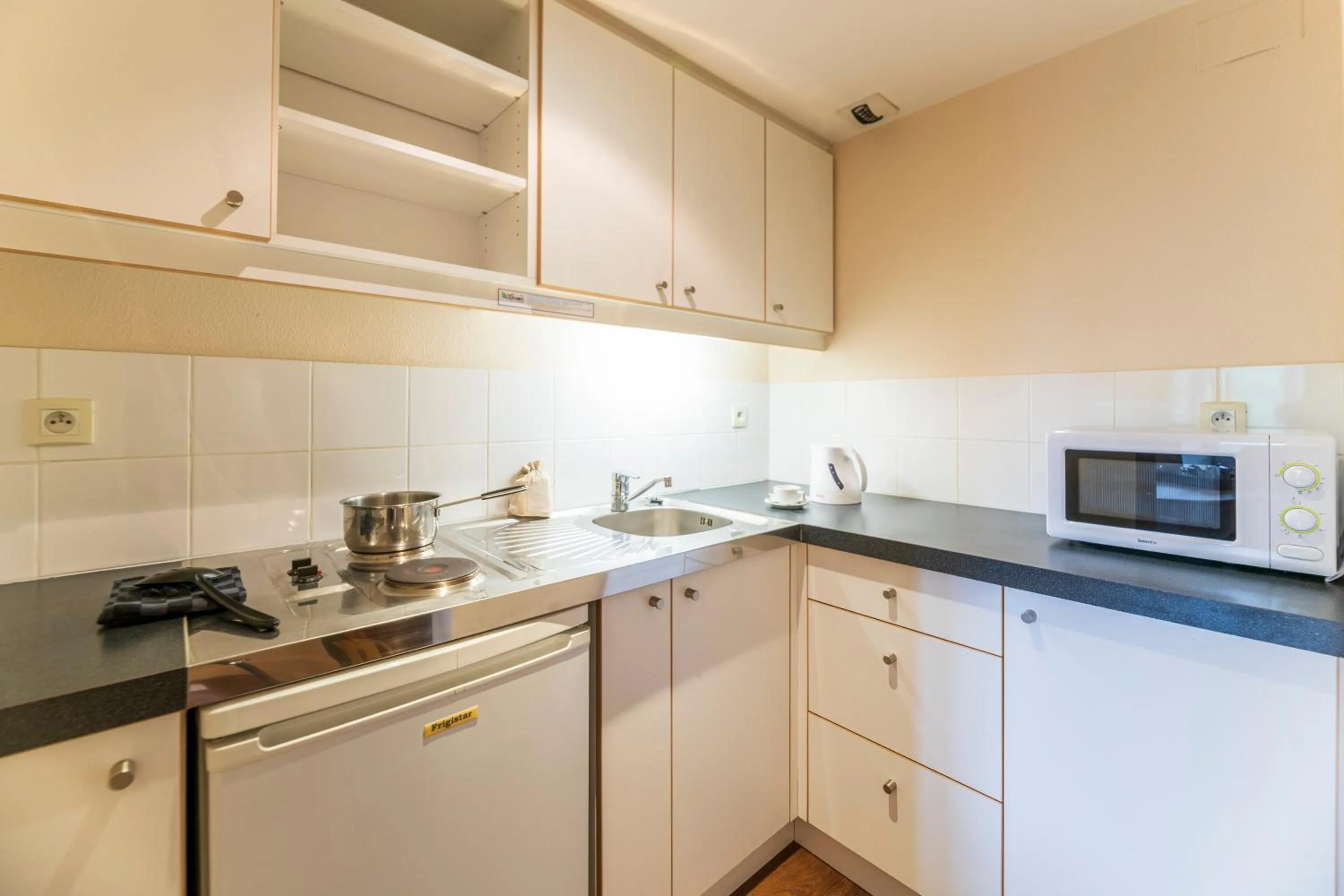 kitchen in HOTEL CERISE - LES SOURCES Luxeuil-les-Bains