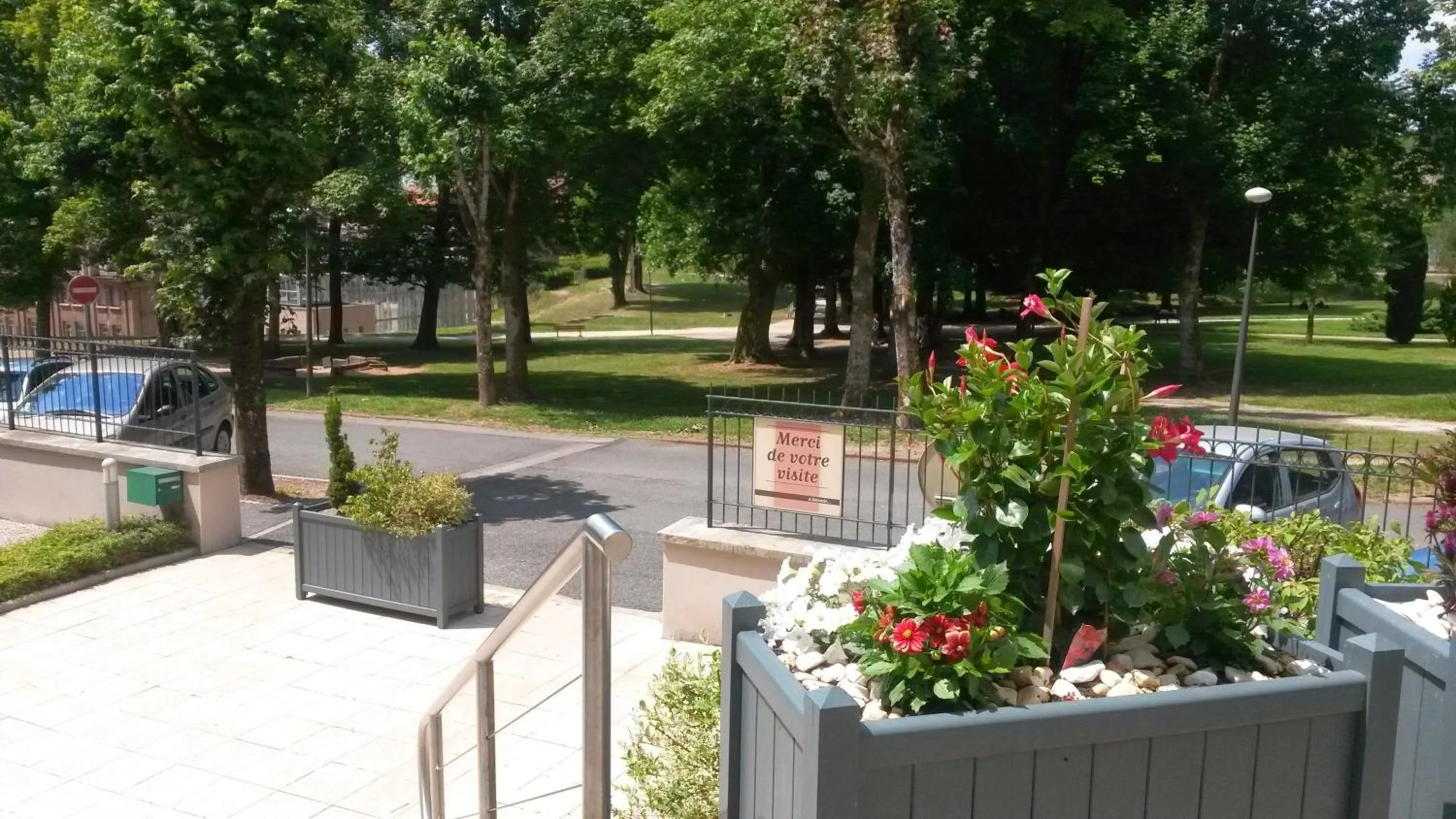 Decorative detail in HOTEL CERISE - LES SOURCES Luxeuil-les-Bains