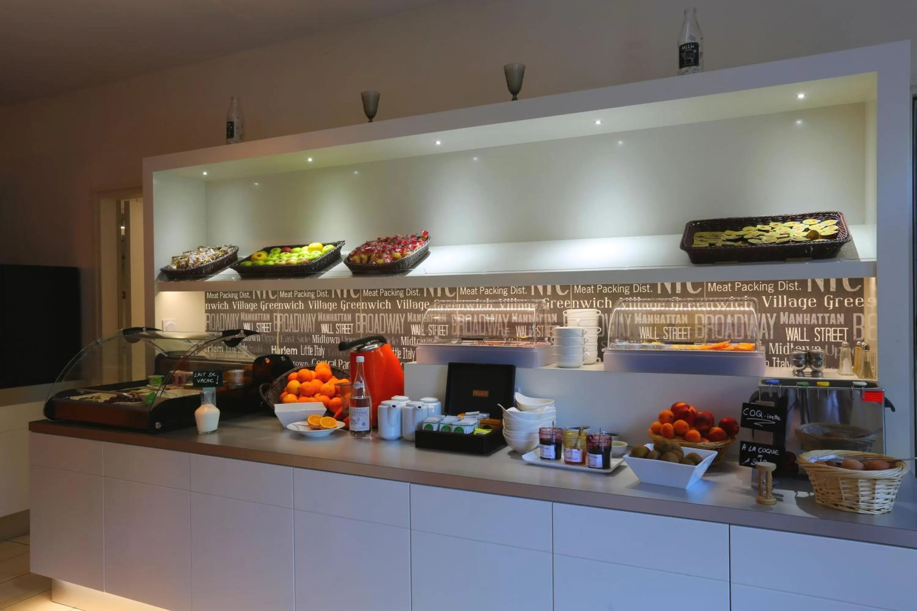 Breakfast in HOTEL CERISE - LES SOURCES Luxeuil-les-Bains