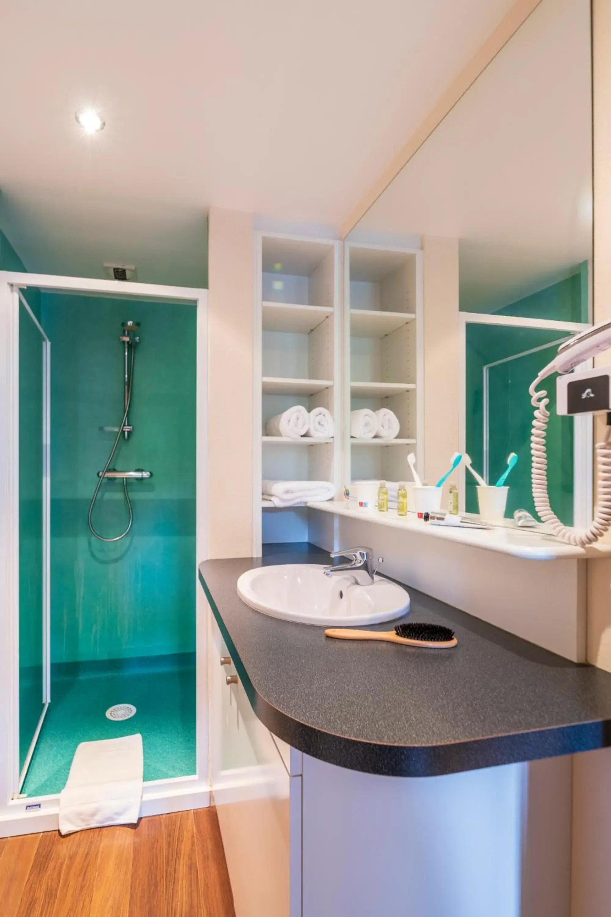 HOTEL CERISE - LES SOURCES Luxeuil-les-Bains HOTEL CERISE - LES SOURCES Luxeuil-les-Bains