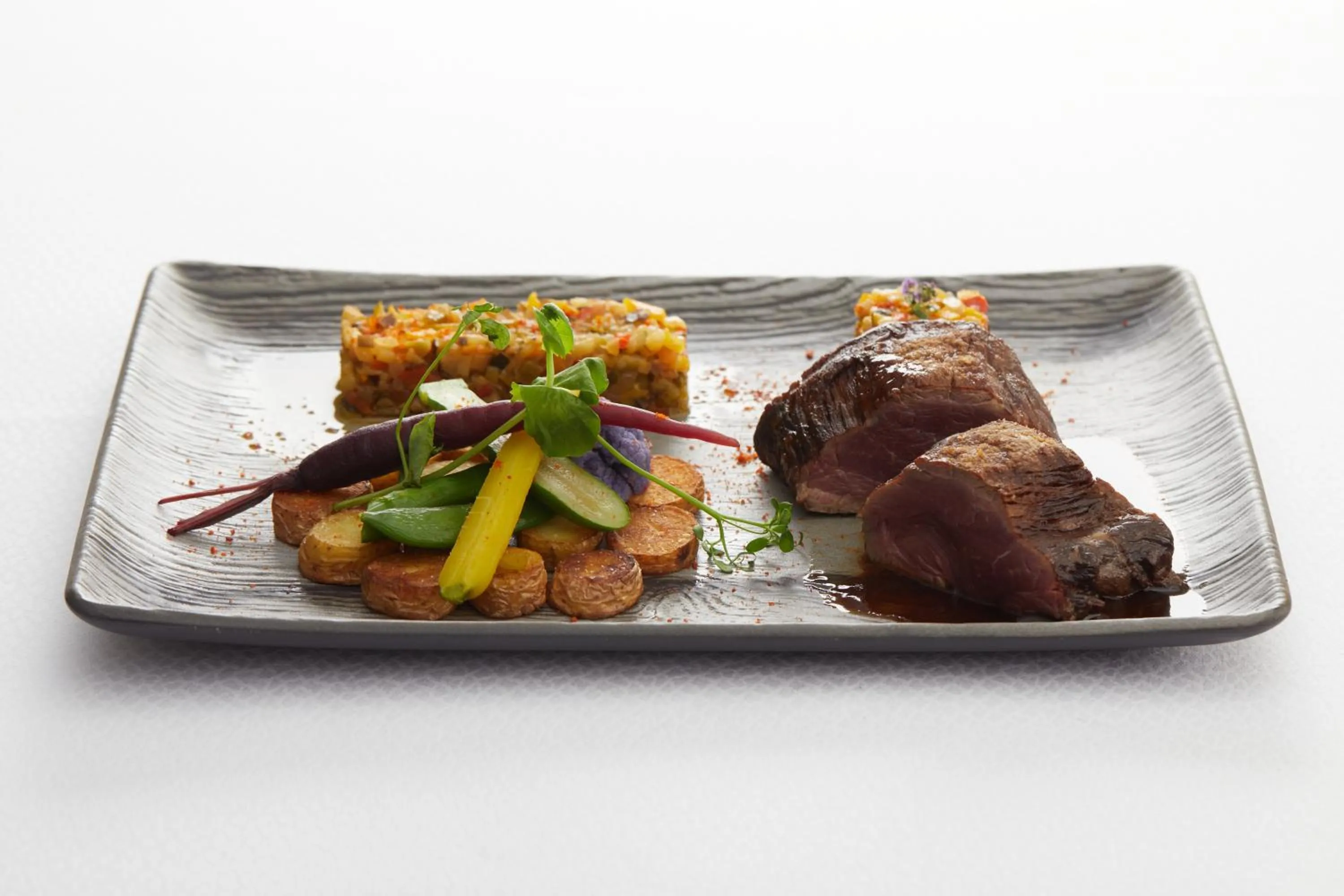 Restaurant/places to eat in Hotel Du Lac