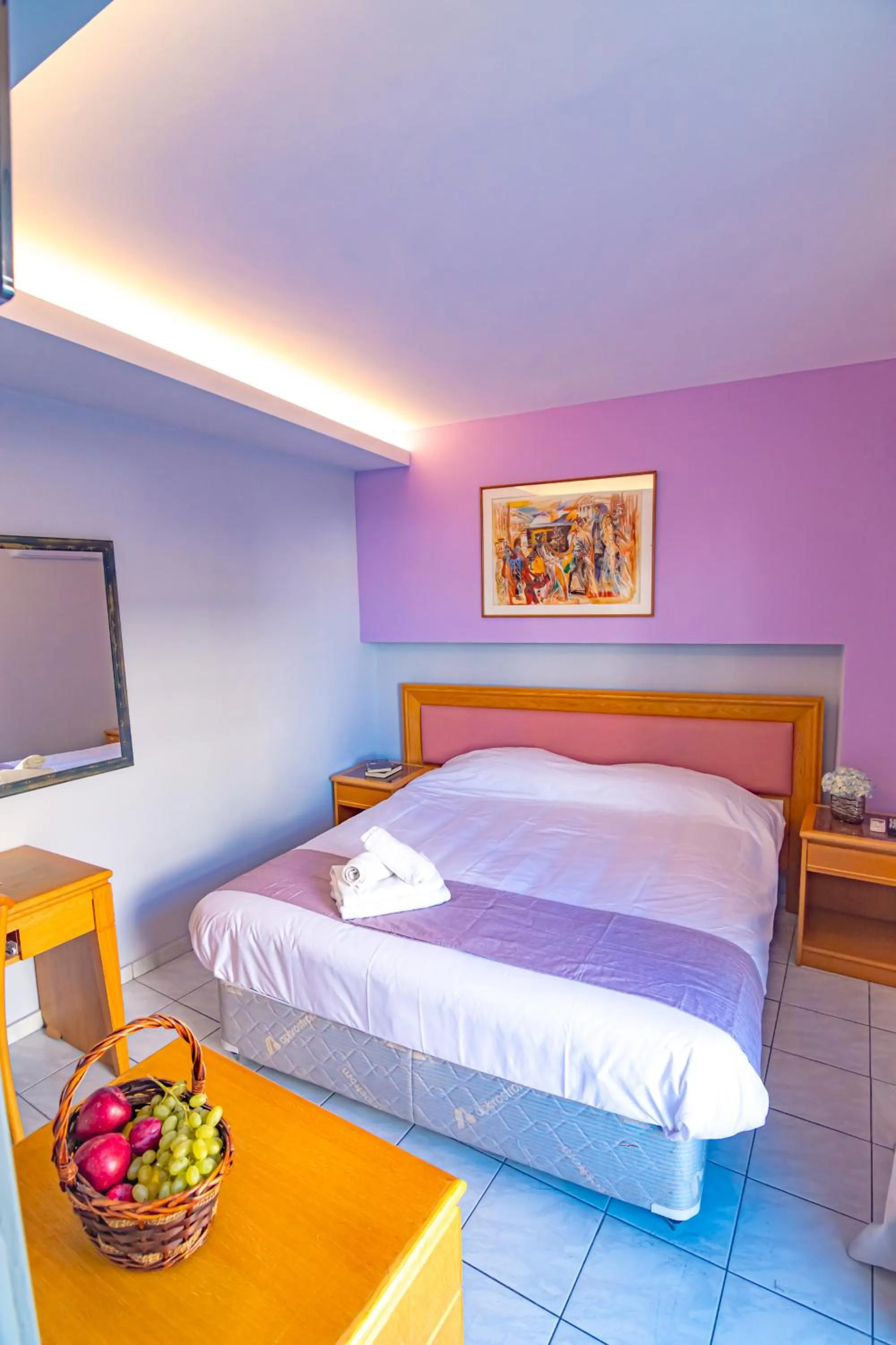 Bed in N E P center Hotel Rodos