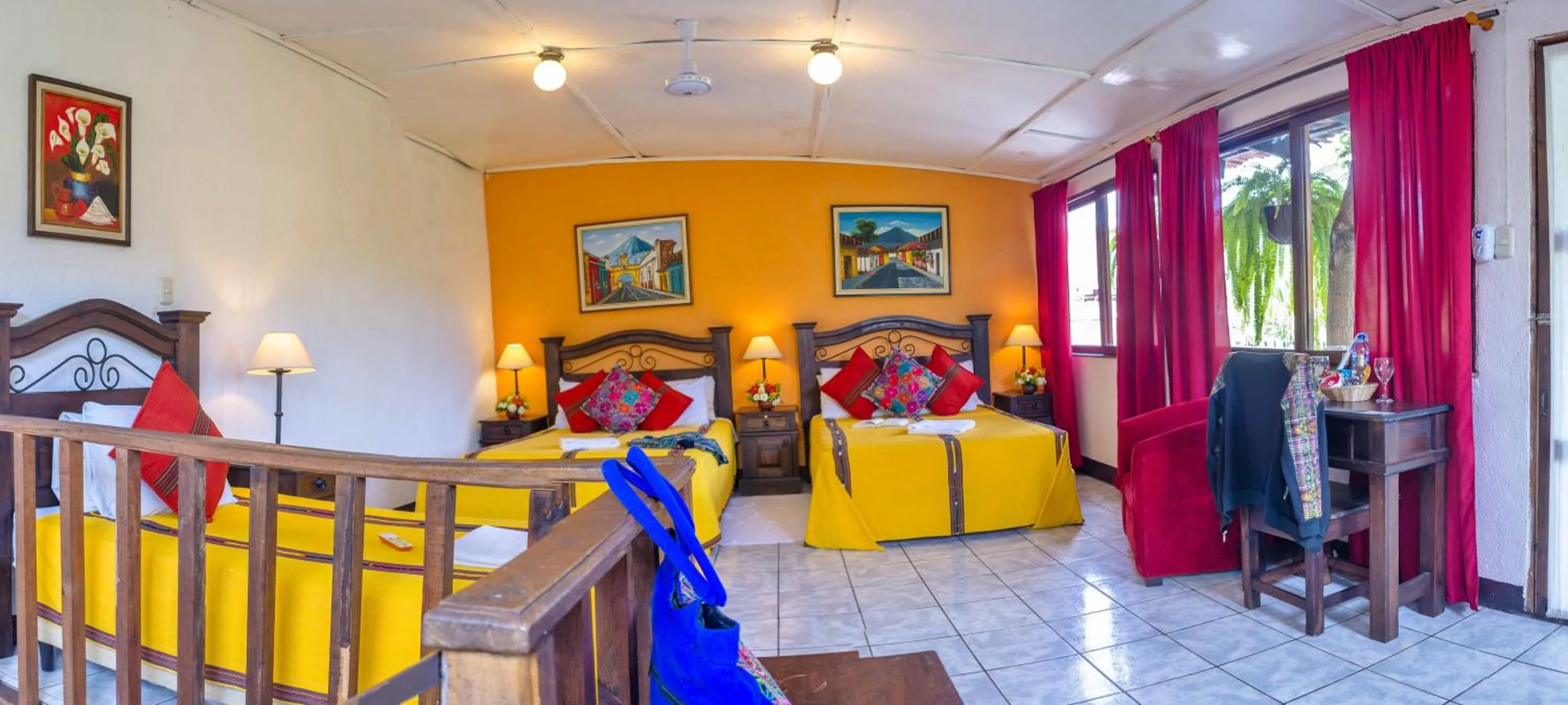 Photo of the whole room in Hotel Casa Antigua by AHS