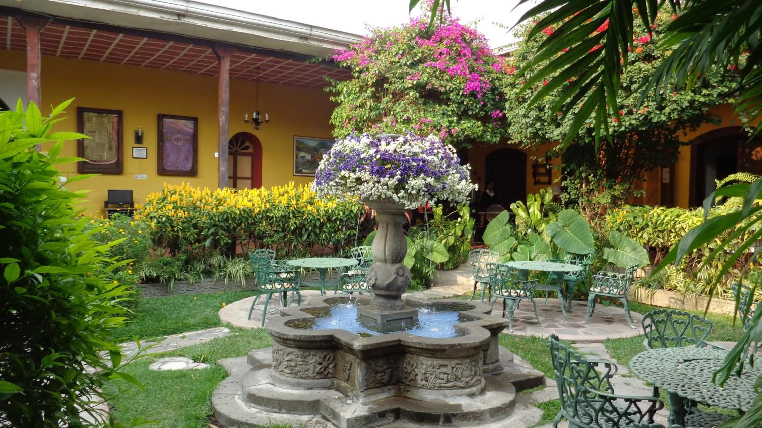 Garden in Hotel Casa Antigua by AHS