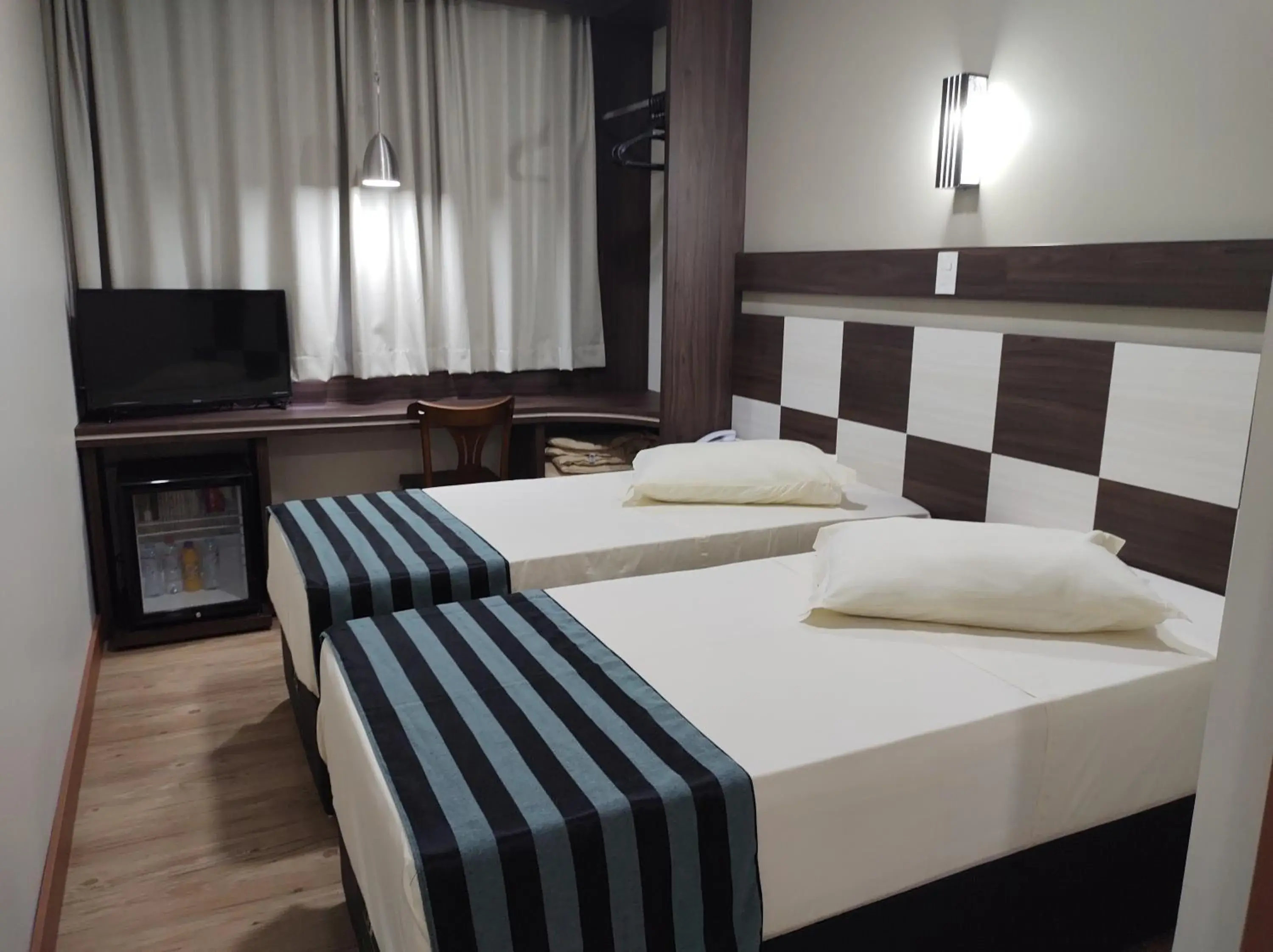 Twin Room in Hotel Maestro Express Twin Room in Hotel Maestro Express