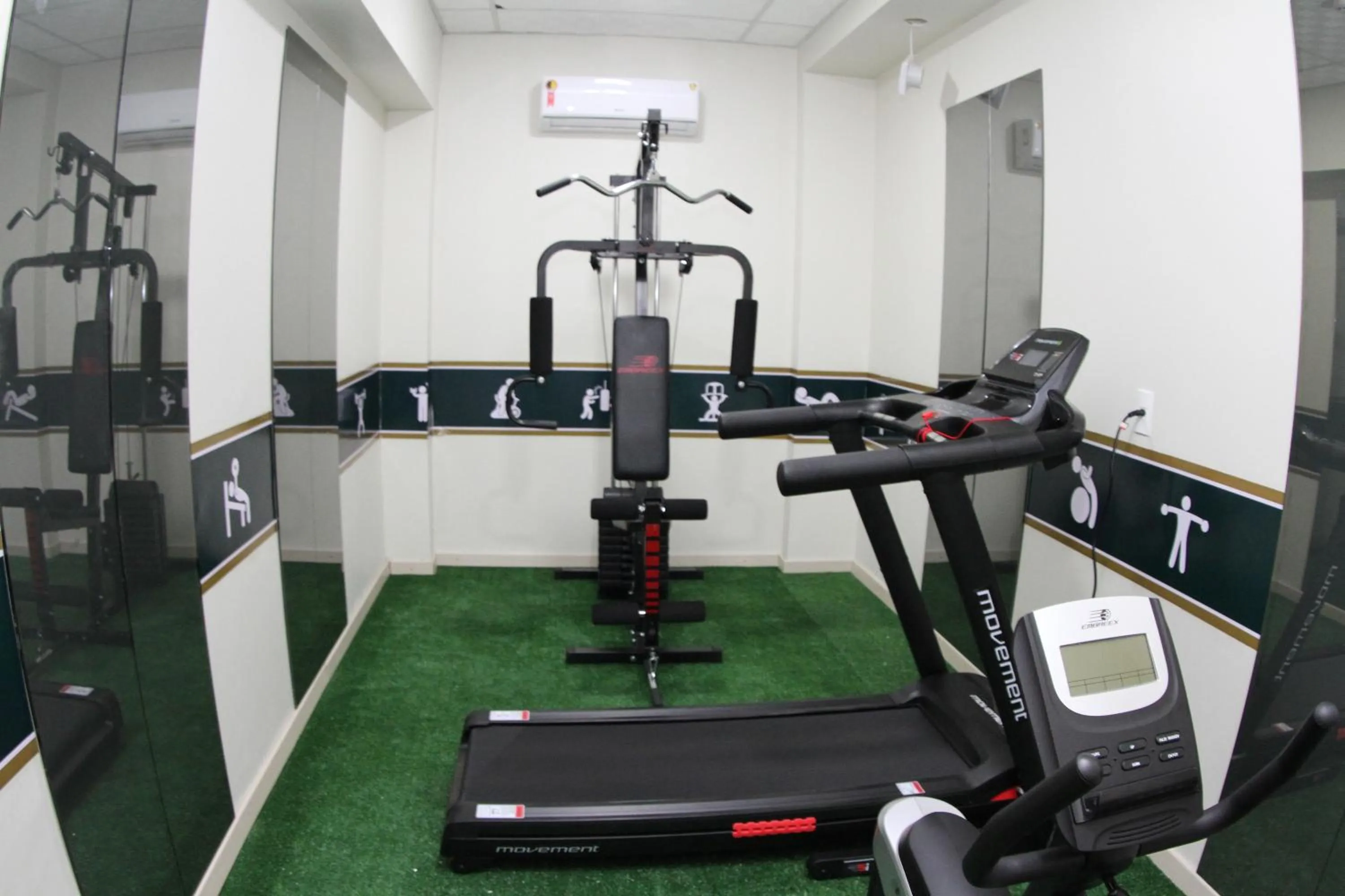 Fitness centre/facilities in Hotel Maestro Express