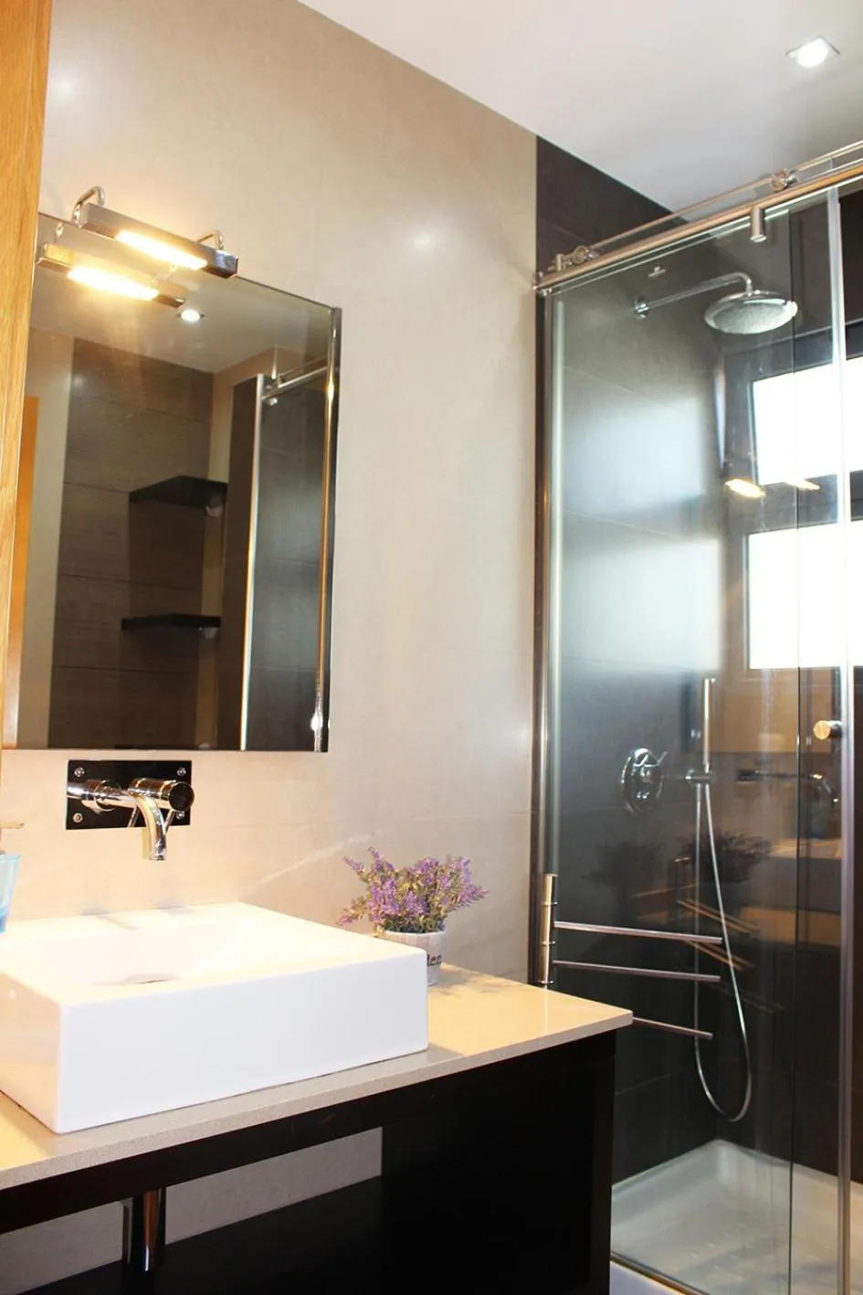Shower in MCStylo-Residenza