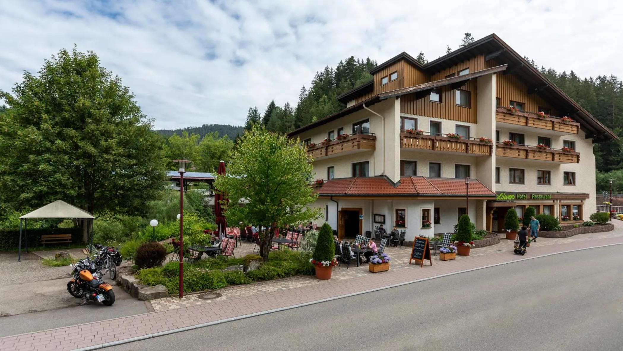 Property building in Sackmann Wanderhotel