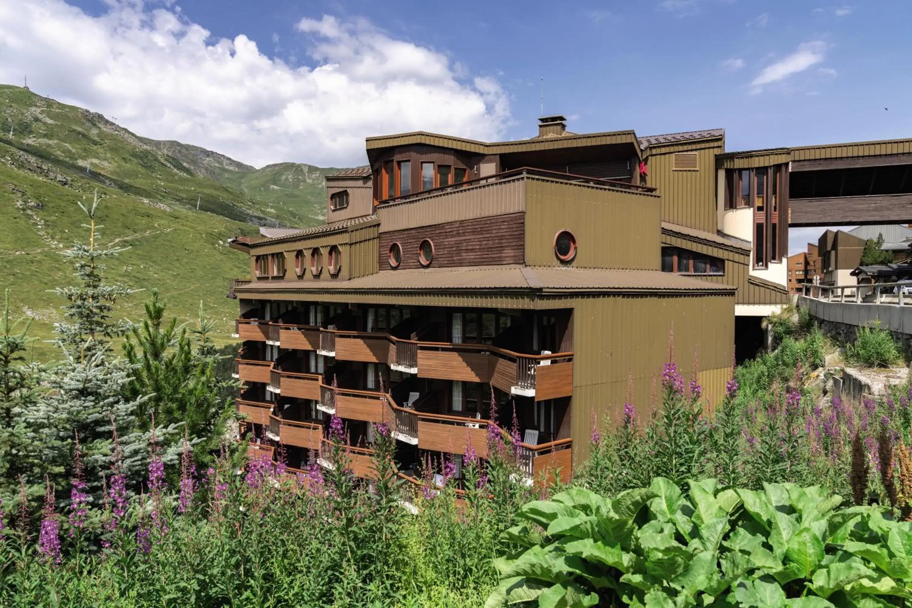 Hôtel Les Menuires Les Bruyères Hôtel Les Menuires Les Bruyères